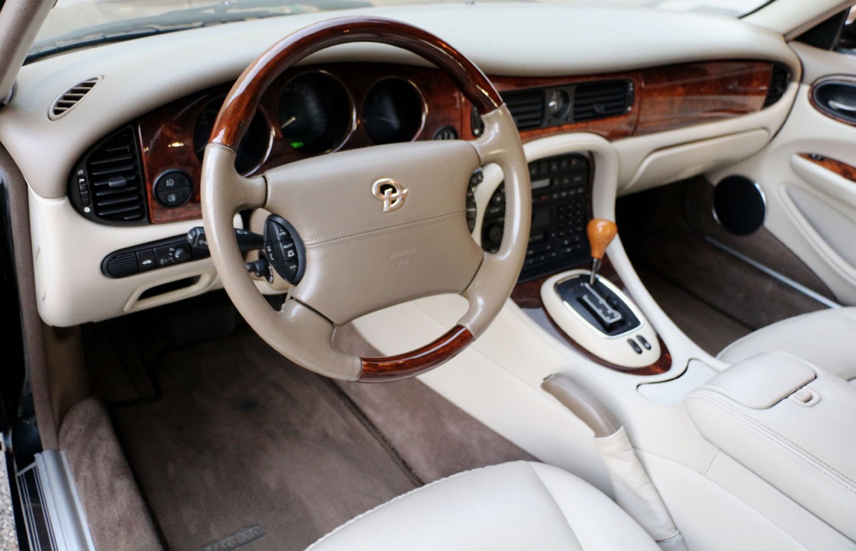 DAIMLER Super V8 4.0 S/C-image-6