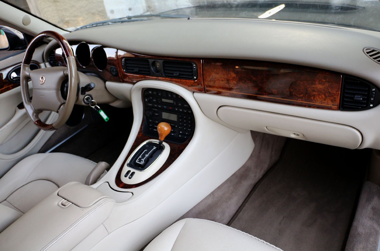 DAIMLER Super V8 4.0 S/C-image-9