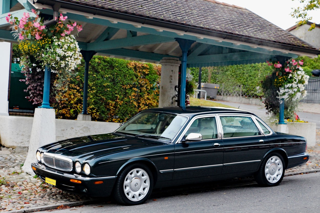 DAIMLER Super V8 4.0 S/C-image-30