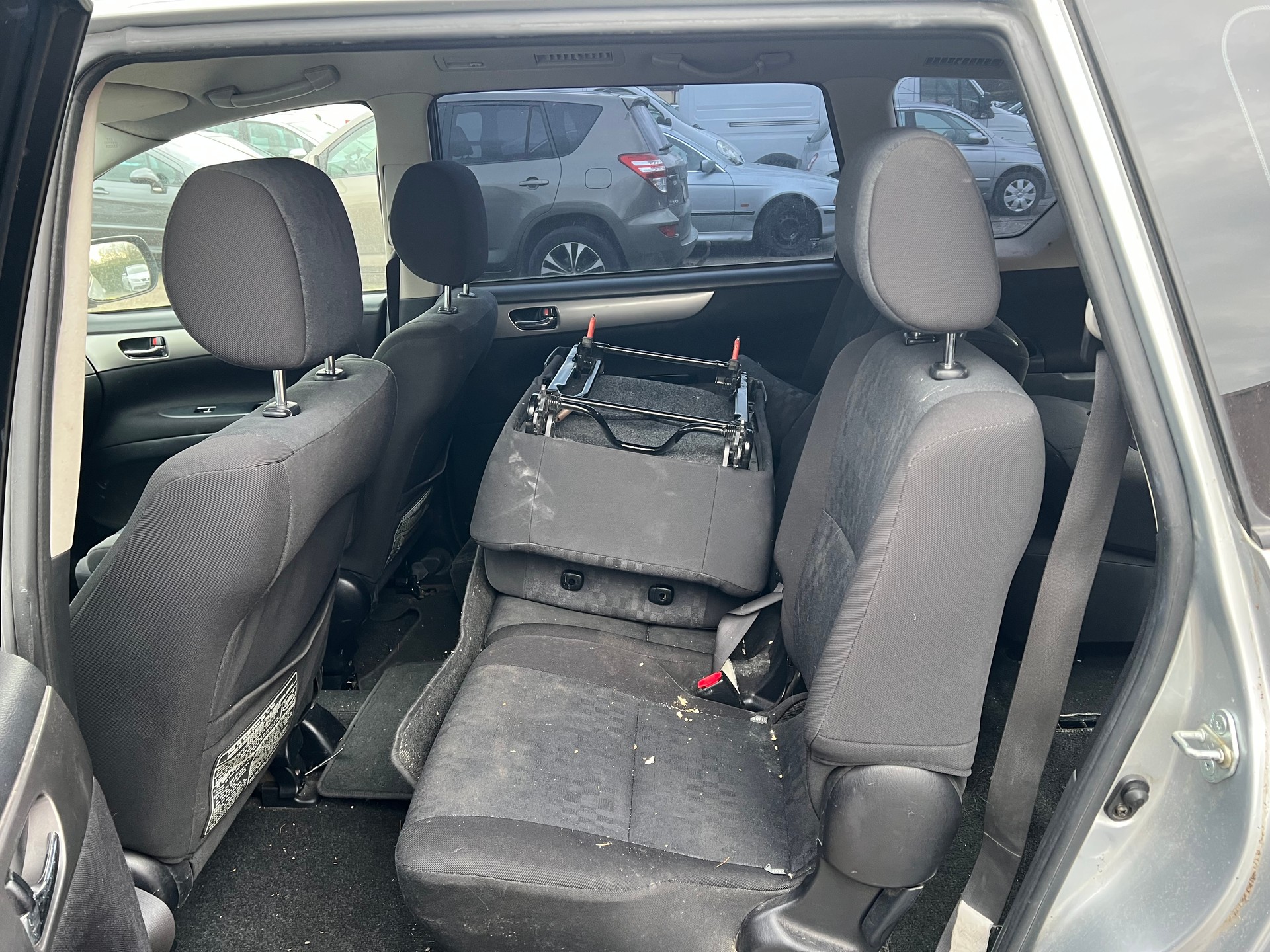 TOYOTA Avensis Verso 2.0 D-4D Linea Terra-image-4