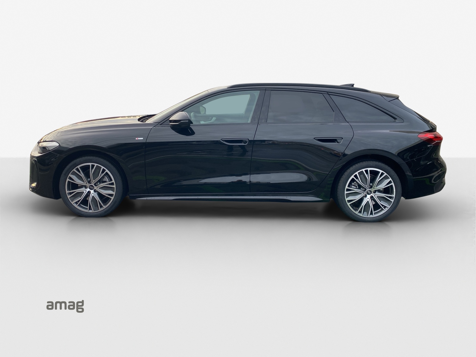 AUDI A5 Avant TDI quattro 150 kW Attraction S tronic-image-1