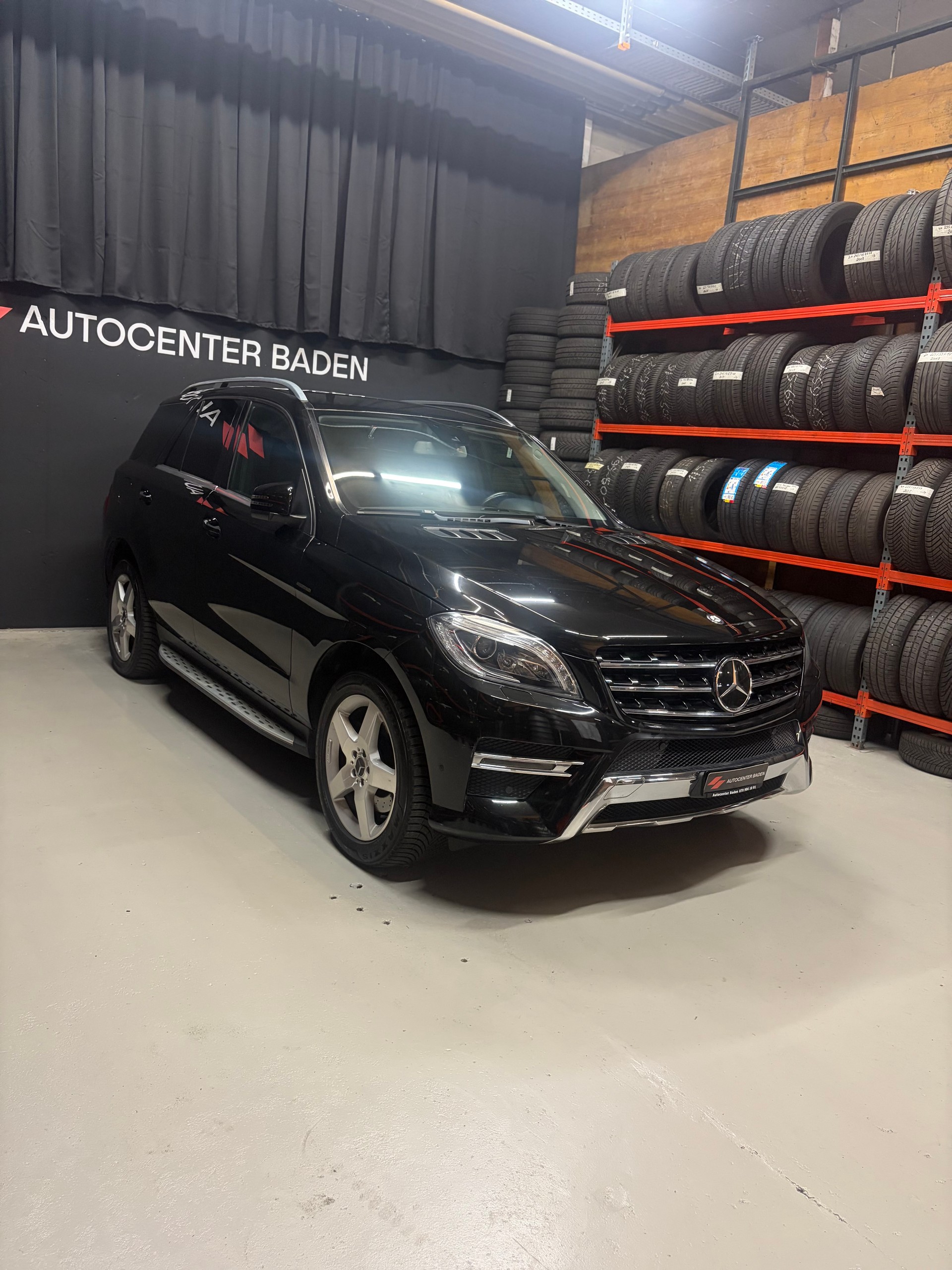 MERCEDES-BENZ ML 350 BlueTEC 4Matic 7G-Tronic-showroom-element-1
