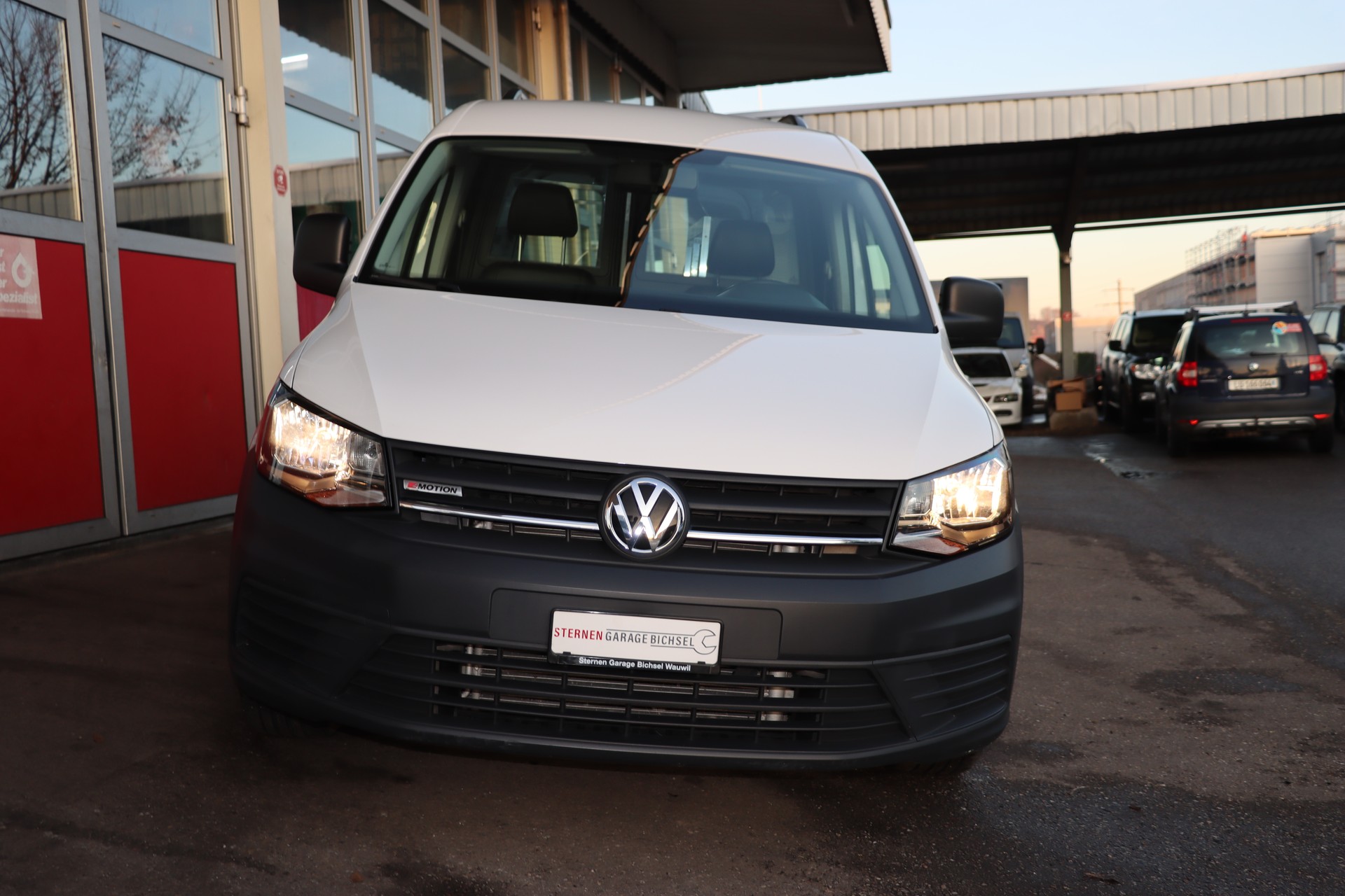 VW Caddy 2.0TDI 4Motion BlueMotion Technology DSG-showroom-element-2