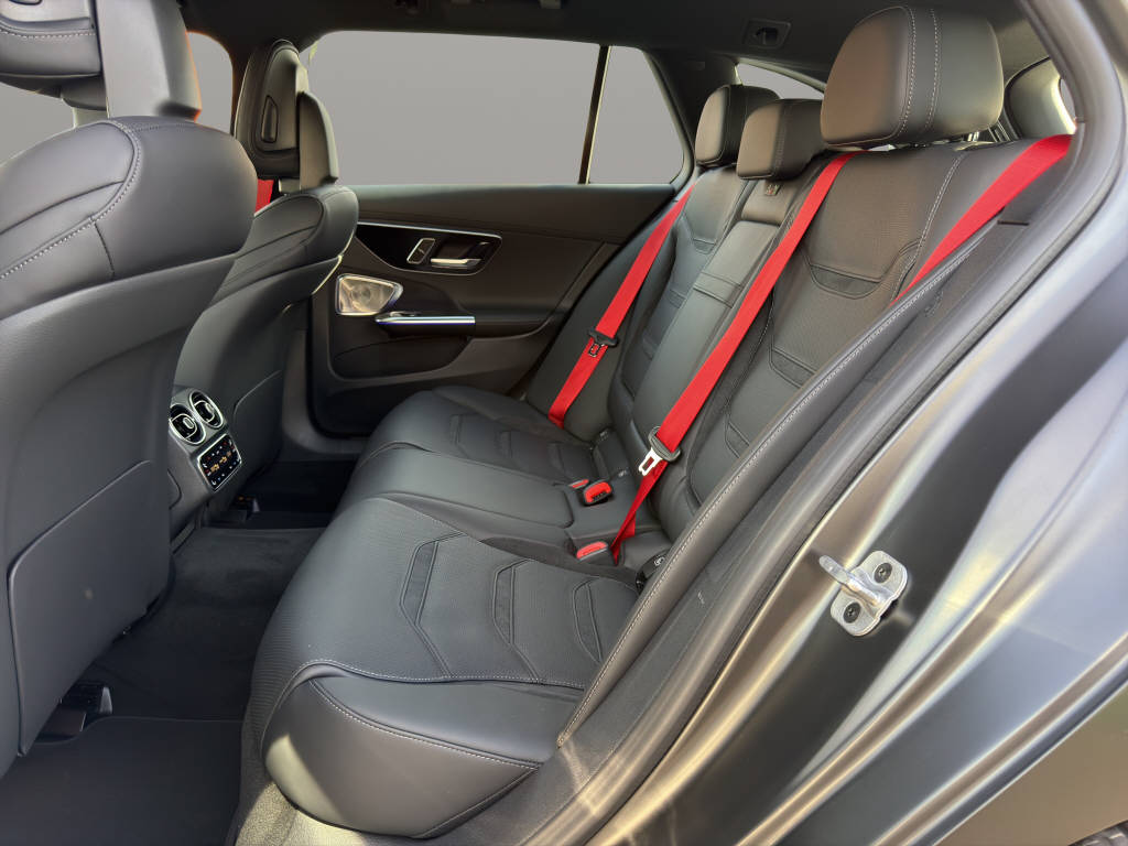 MERCEDES-BENZ C 43 AMG Executive Edition 4matic Kombi-image-12