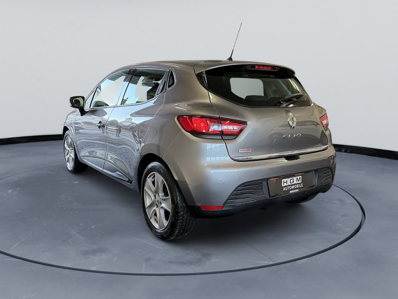 RENAULT Clio 1.2 16V T Swiss Edition EDC-image-3