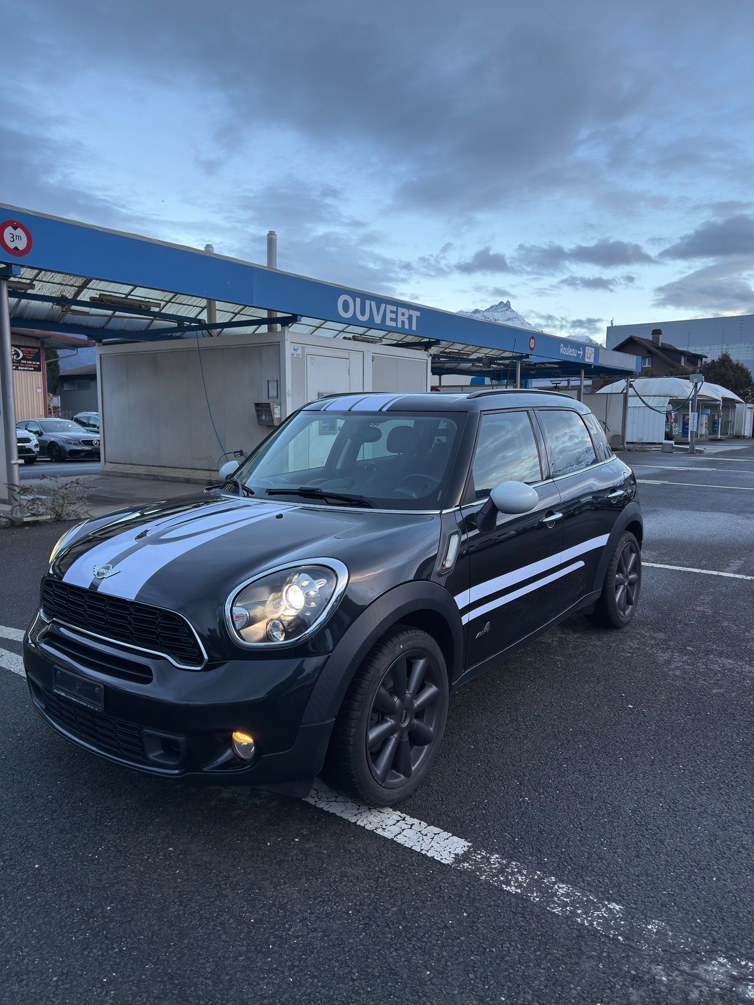 Car photo