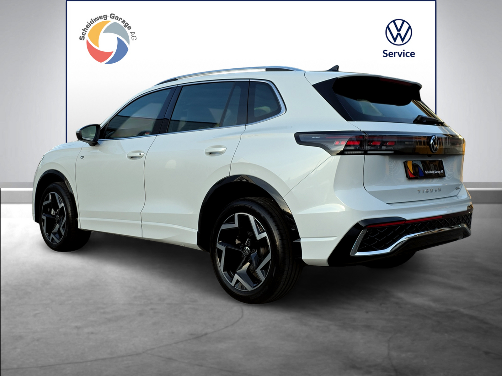 VW Tiguan 2.0 TDI SCR R-Line 4Motion DSG-image-12