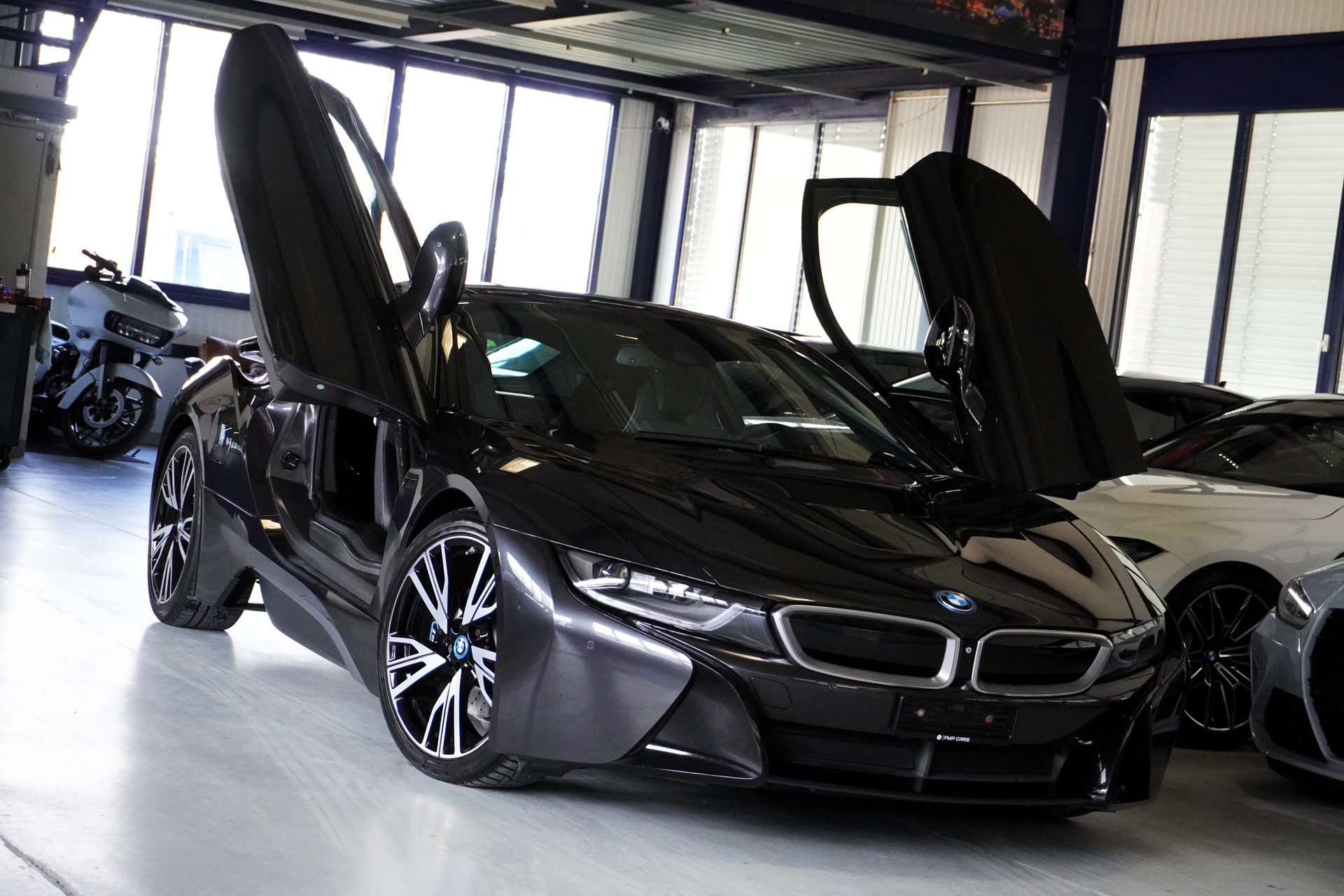 BMW i8 Coupé ///Exklusivpaket Pure Impulse///-image-2