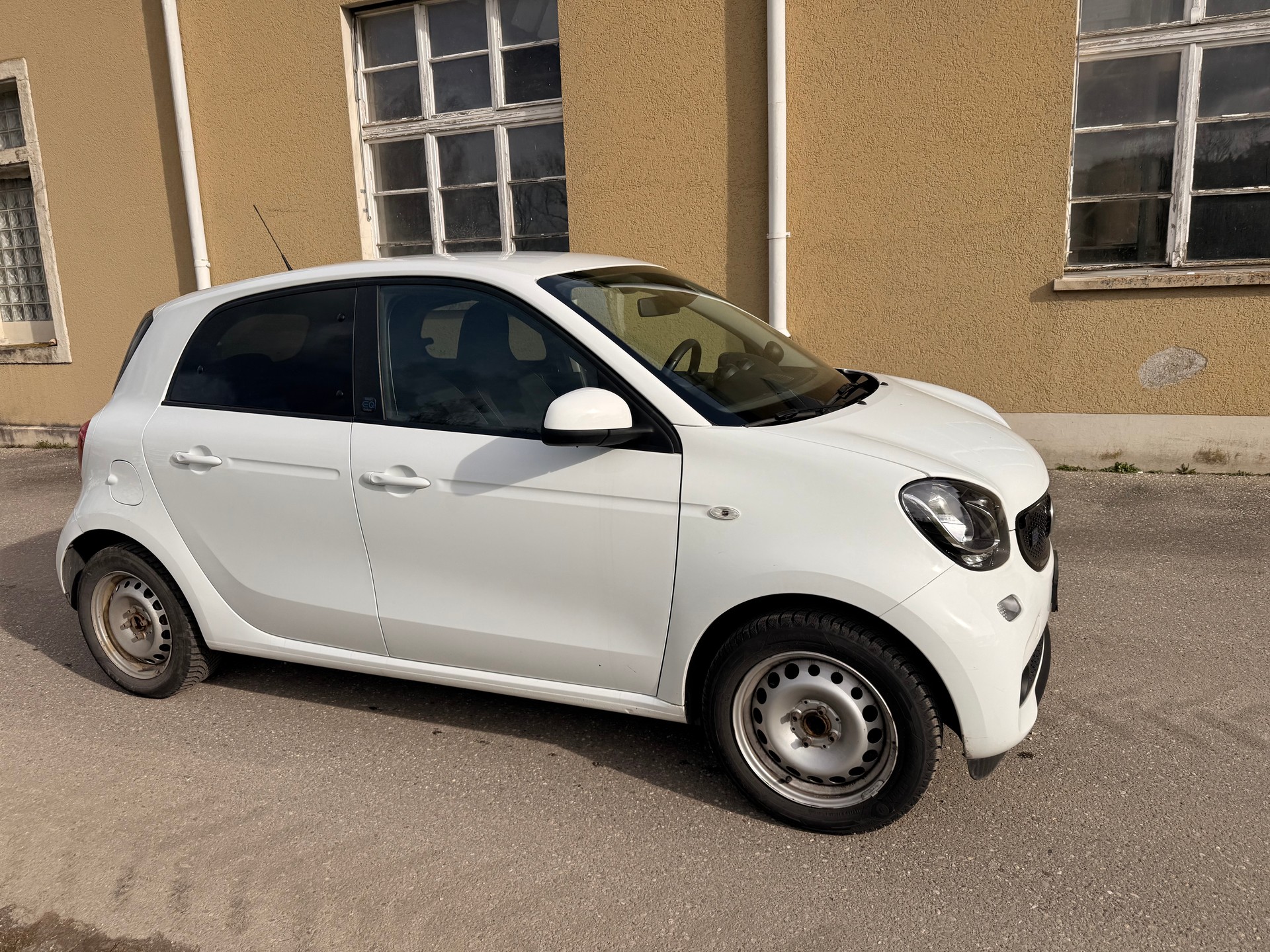 SMART forfour EQ pulse-image-2