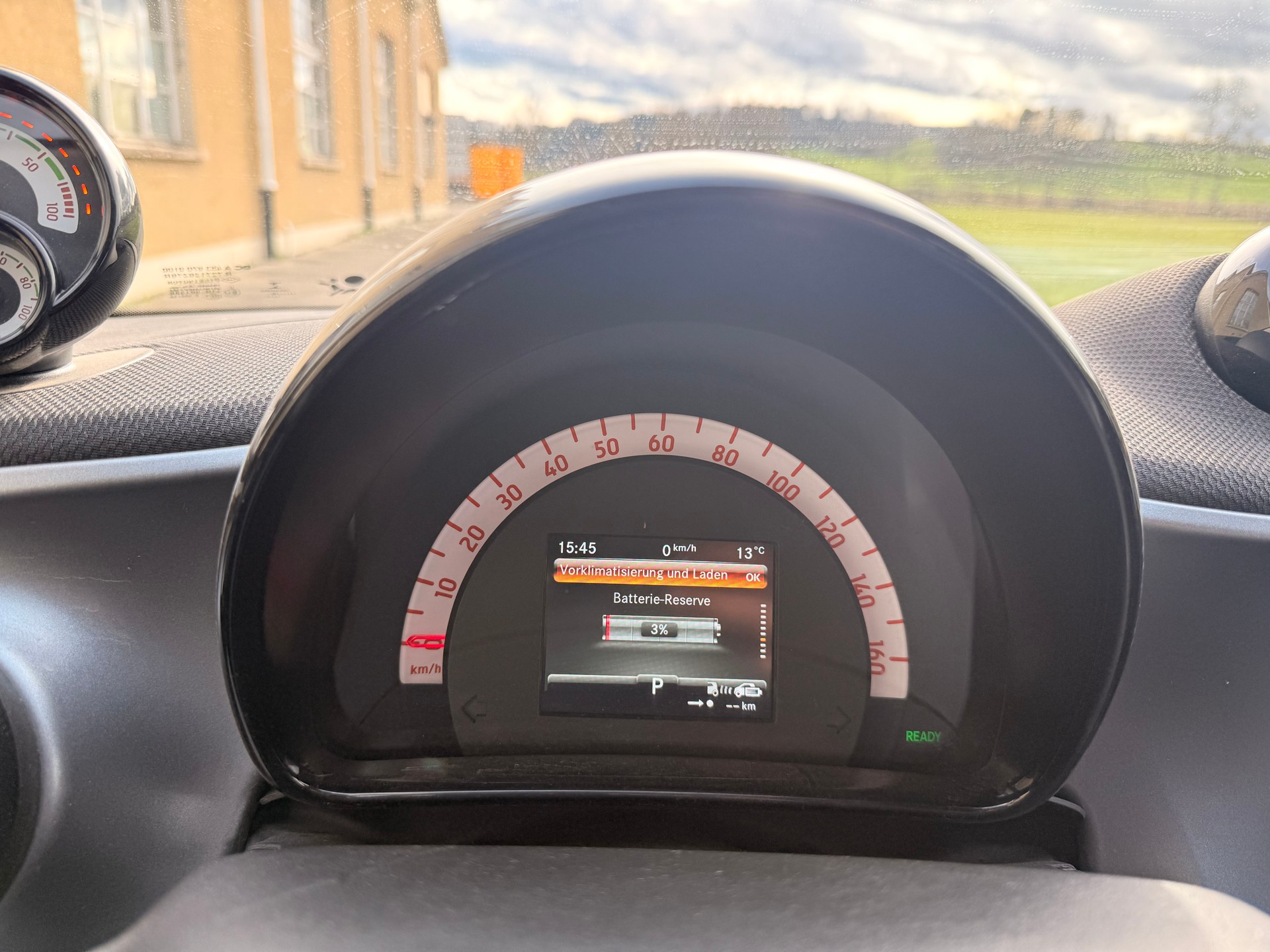 SMART forfour EQ pulse-image-12
