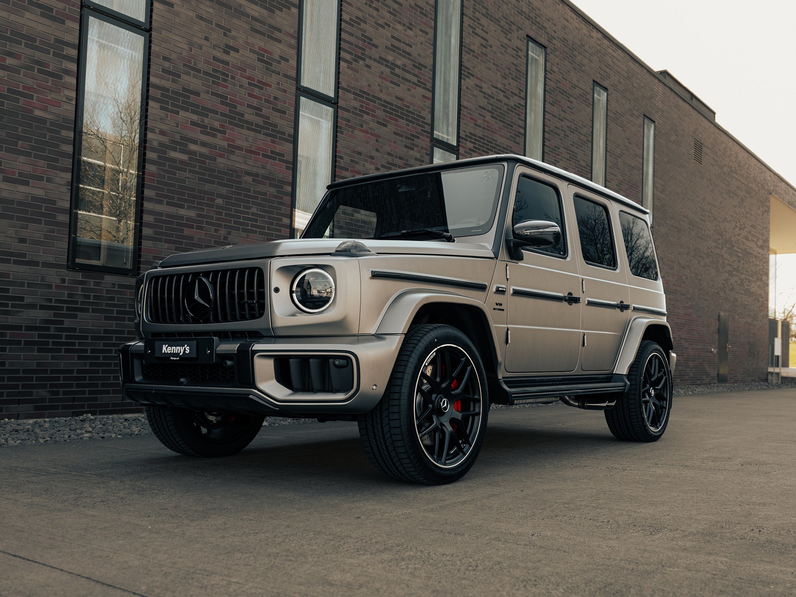 MERCEDES-BENZ G 63 AMG-image-13
