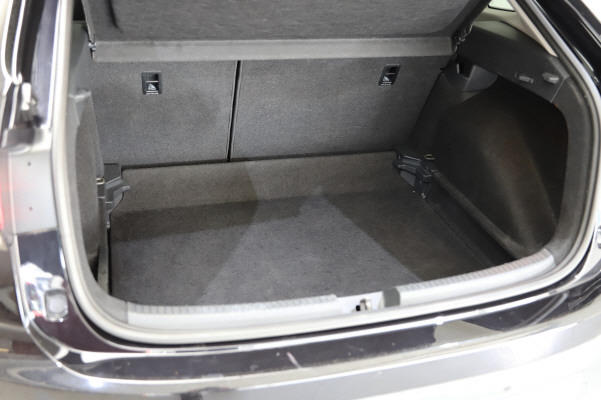 VW Taigo 1.0 TSI Life UniDSG-image-11