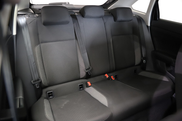 VW Taigo 1.0 TSI Life UniDSG-image-10
