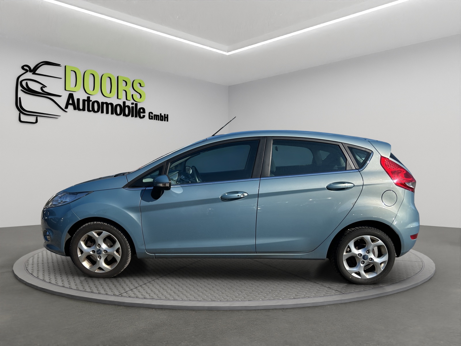 FORD Fiesta 1.6 16V Titanium-image-6
