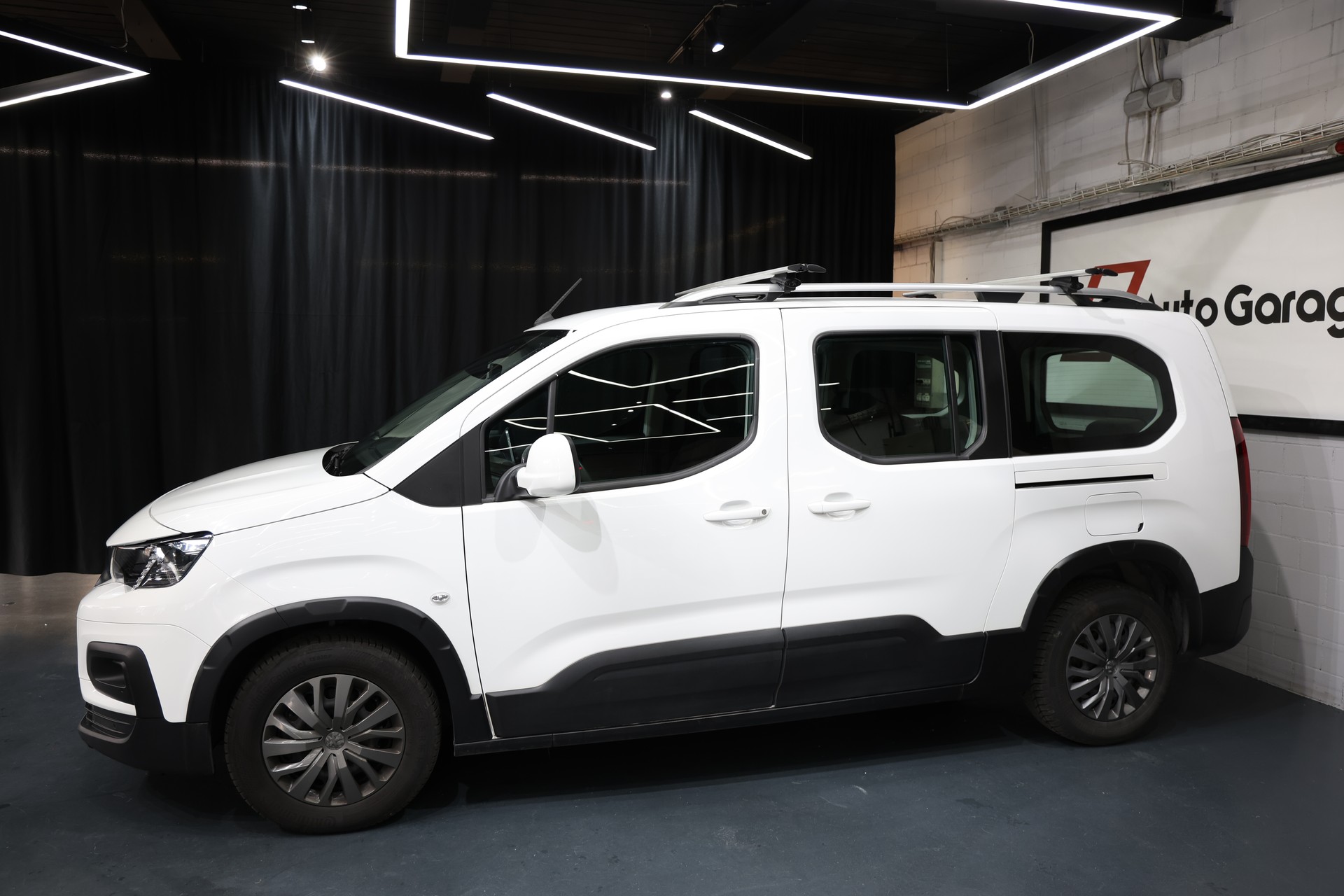 PEUGEOT Rifter 1.5 BlueHDi Allure Automat Premium 5-Platz-image-2