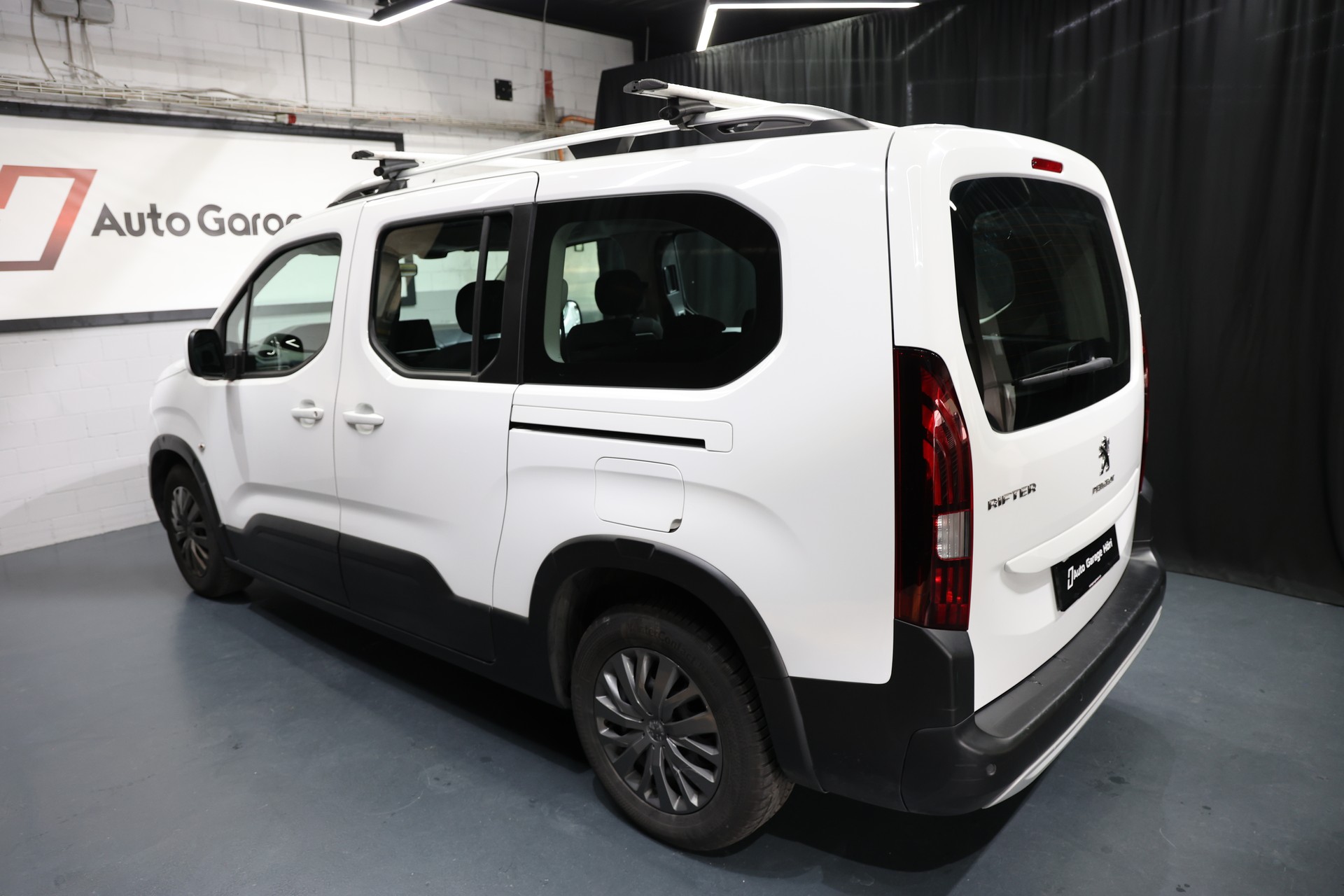 PEUGEOT Rifter 1.5 BlueHDi Allure Automat Premium 5-Platz-image-15
