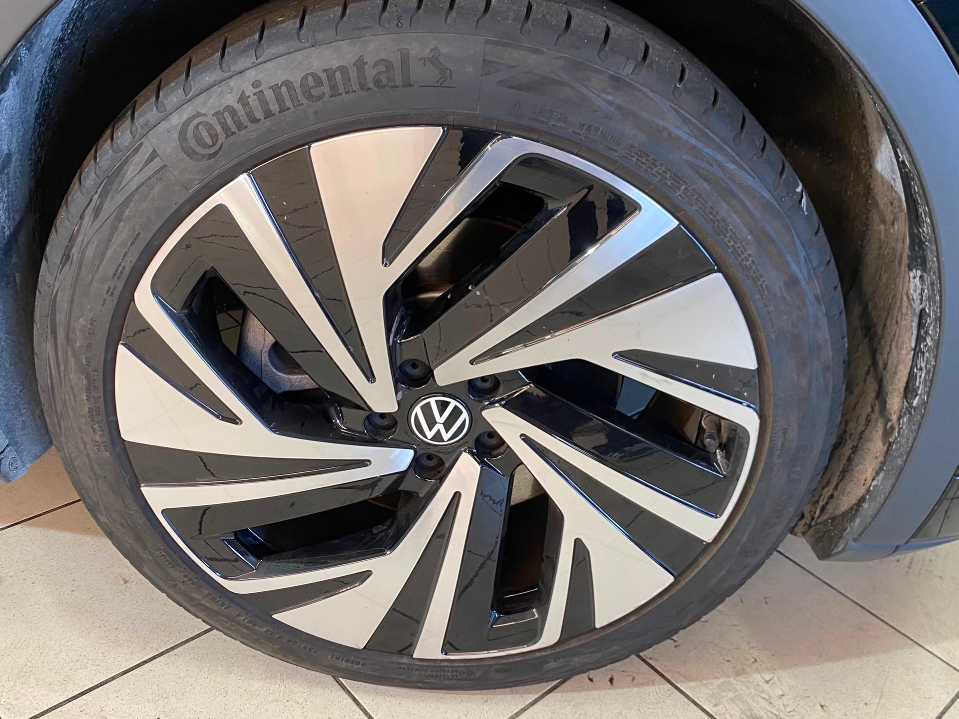 VW ID.4 GTX 77 kWh 4Motion-image-5