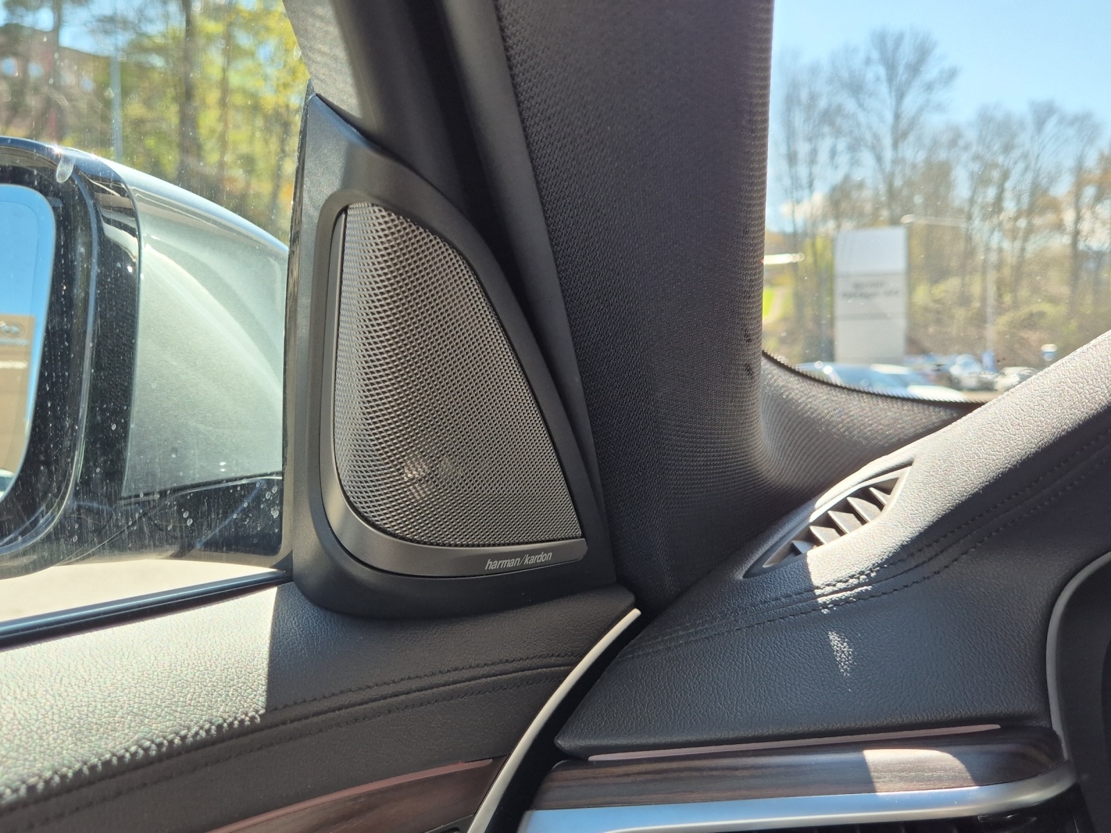 BMW 540i xDrive SAG-image-11