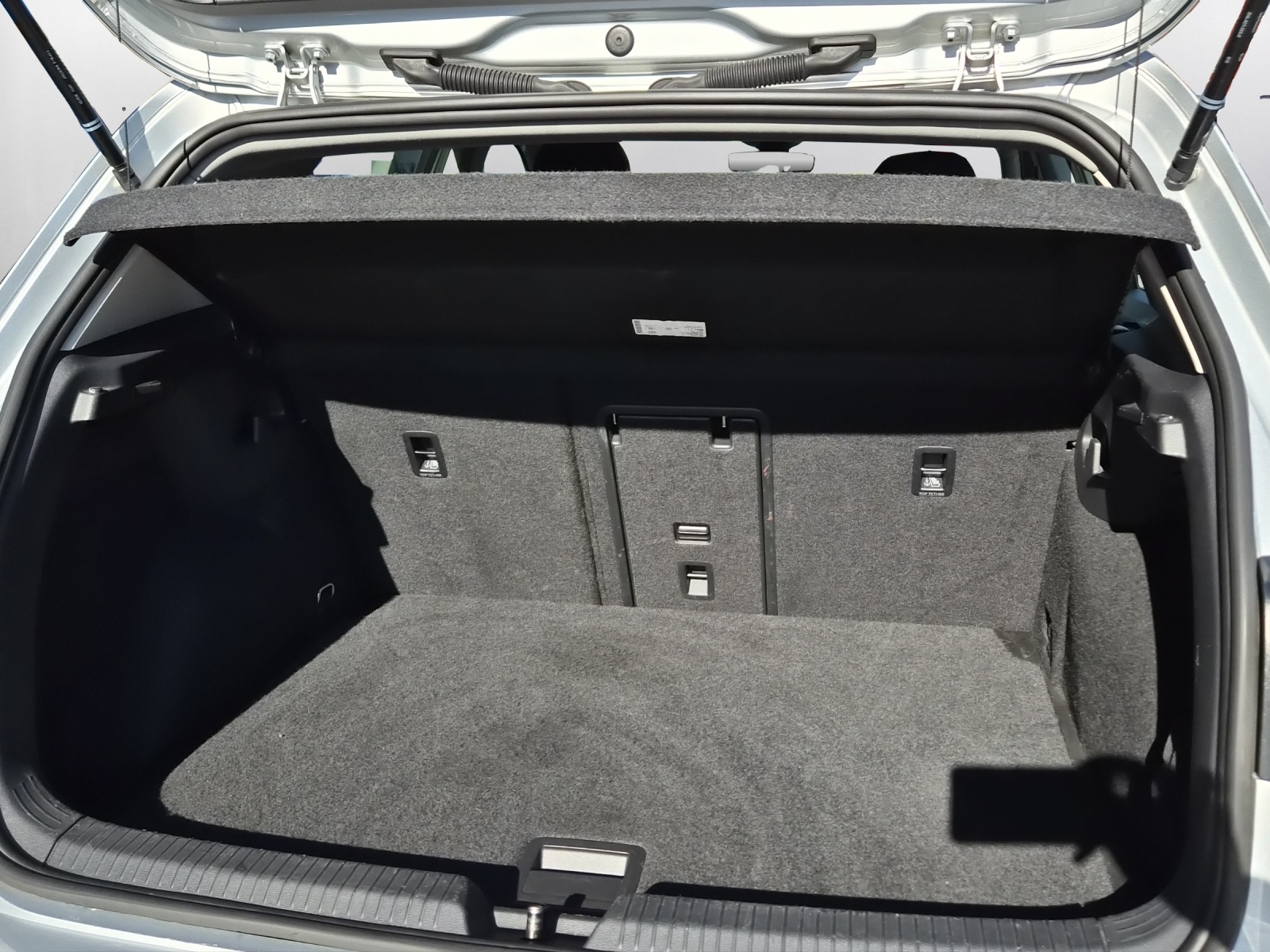 VW Golf 1.5 e TSI ACT Life DSG-image-10