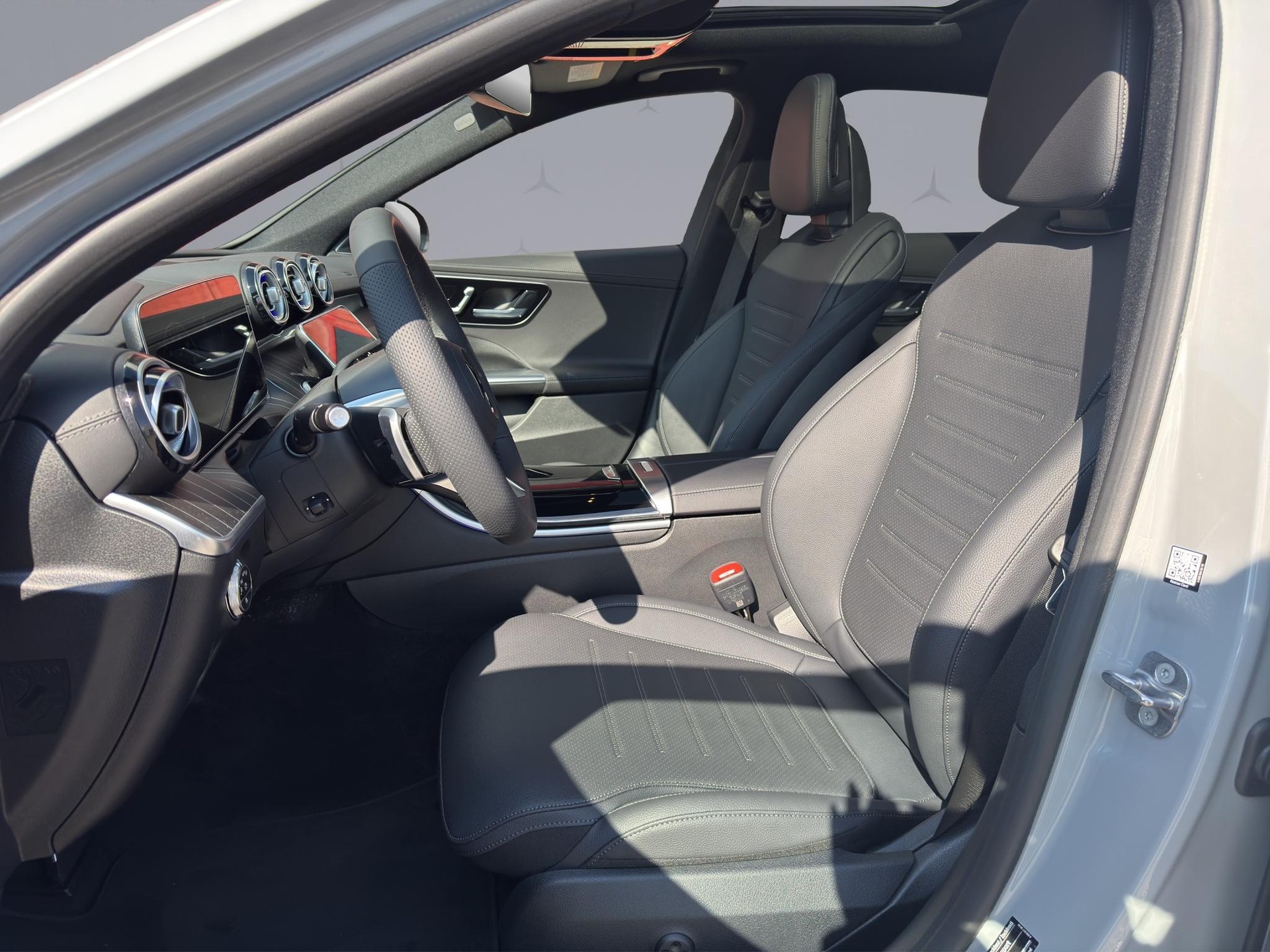 MERCEDES-BENZ C 220 d Swiss Star AMG Line 4matic-image-9