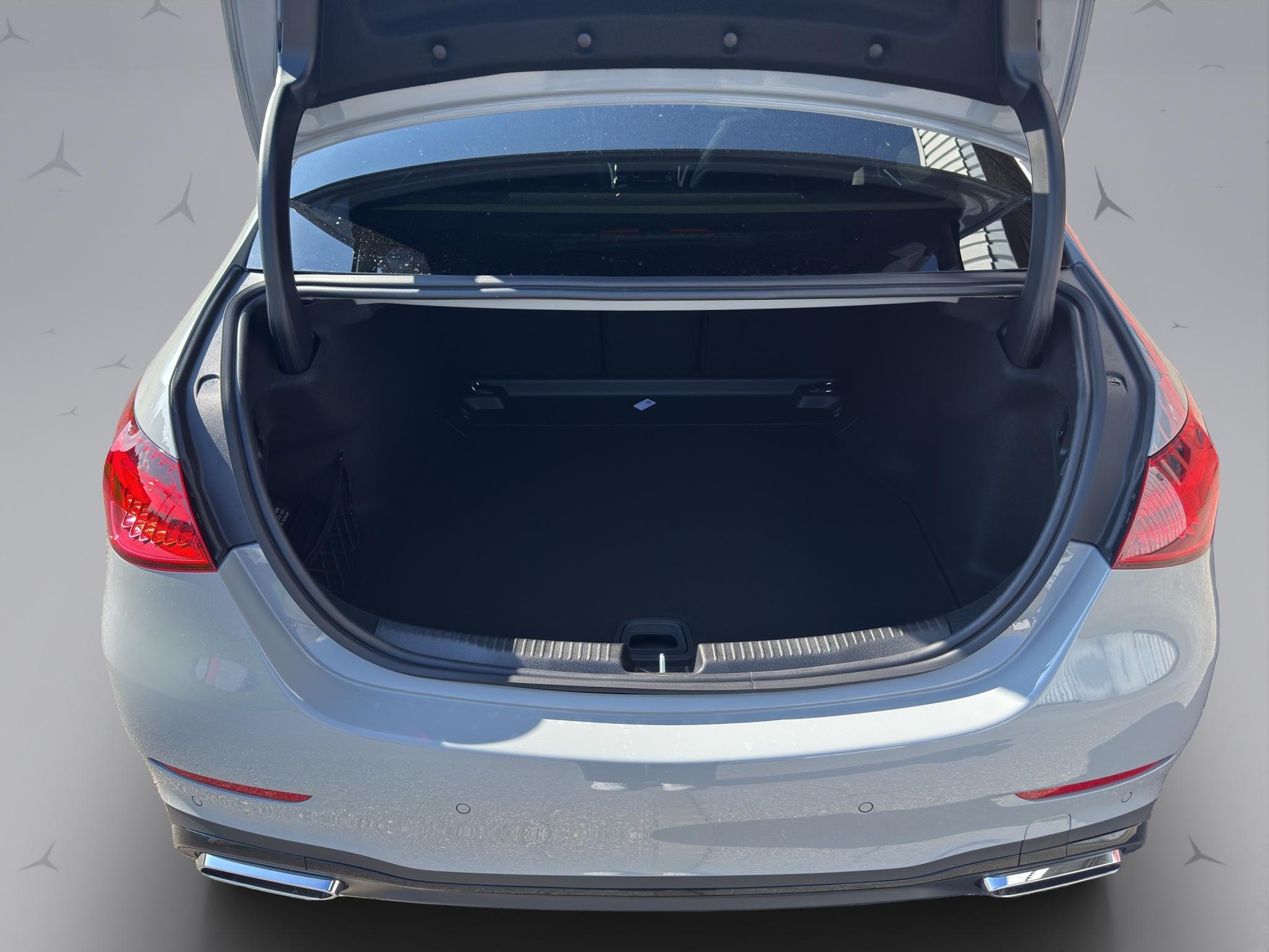 MERCEDES-BENZ C 220 d Swiss Star AMG Line 4matic-image-18