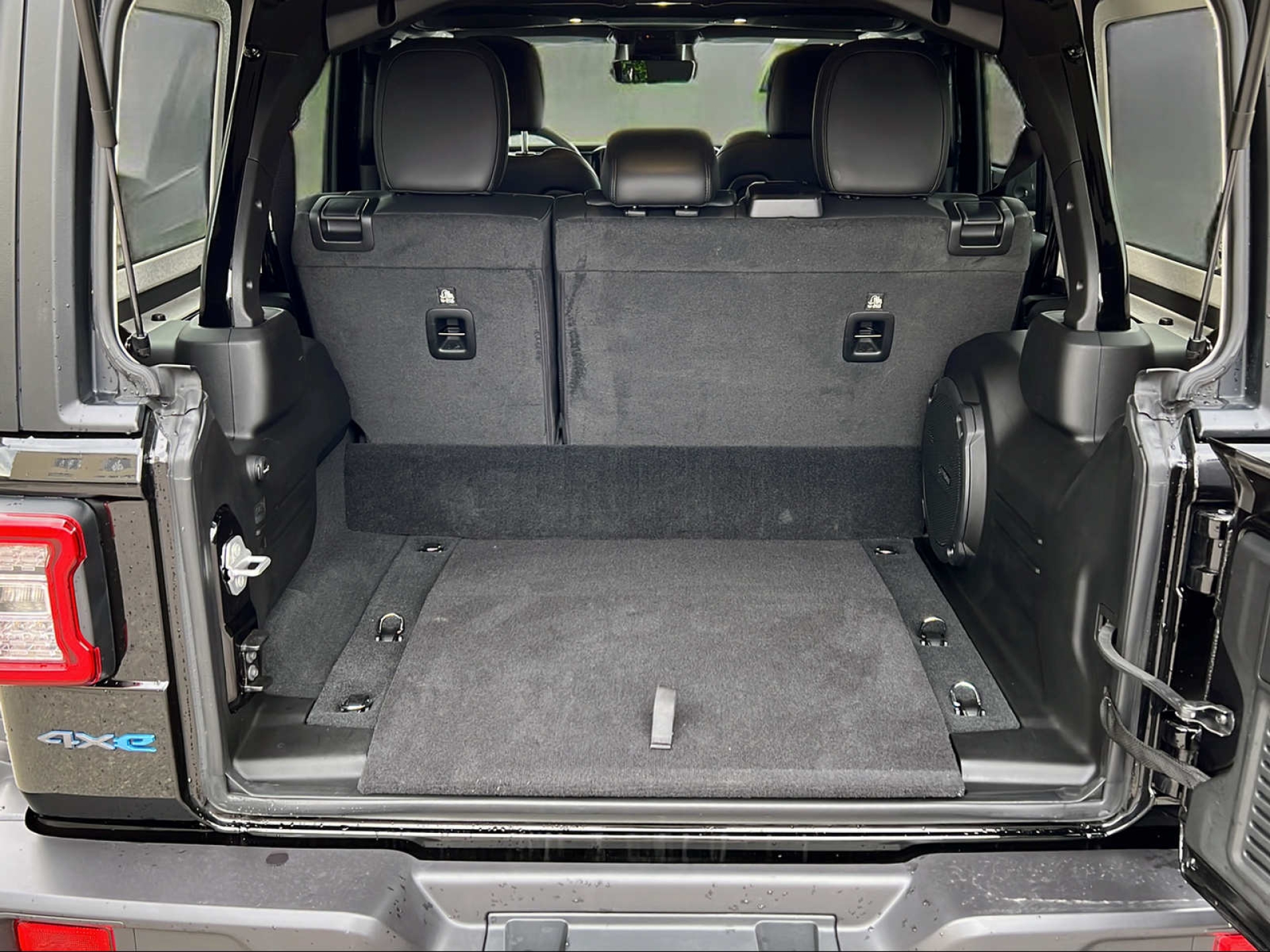 JEEP Wrangler 2.0 Turbo Rubicon Bla-image-5