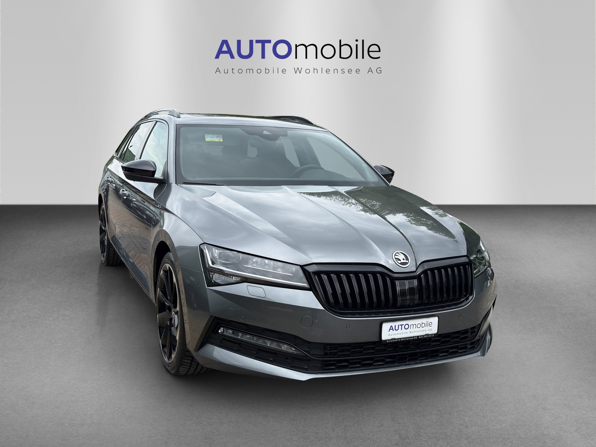 SKODA Superb Combi 2.0 TSI SportLine Light 4x4 DSG-image-3