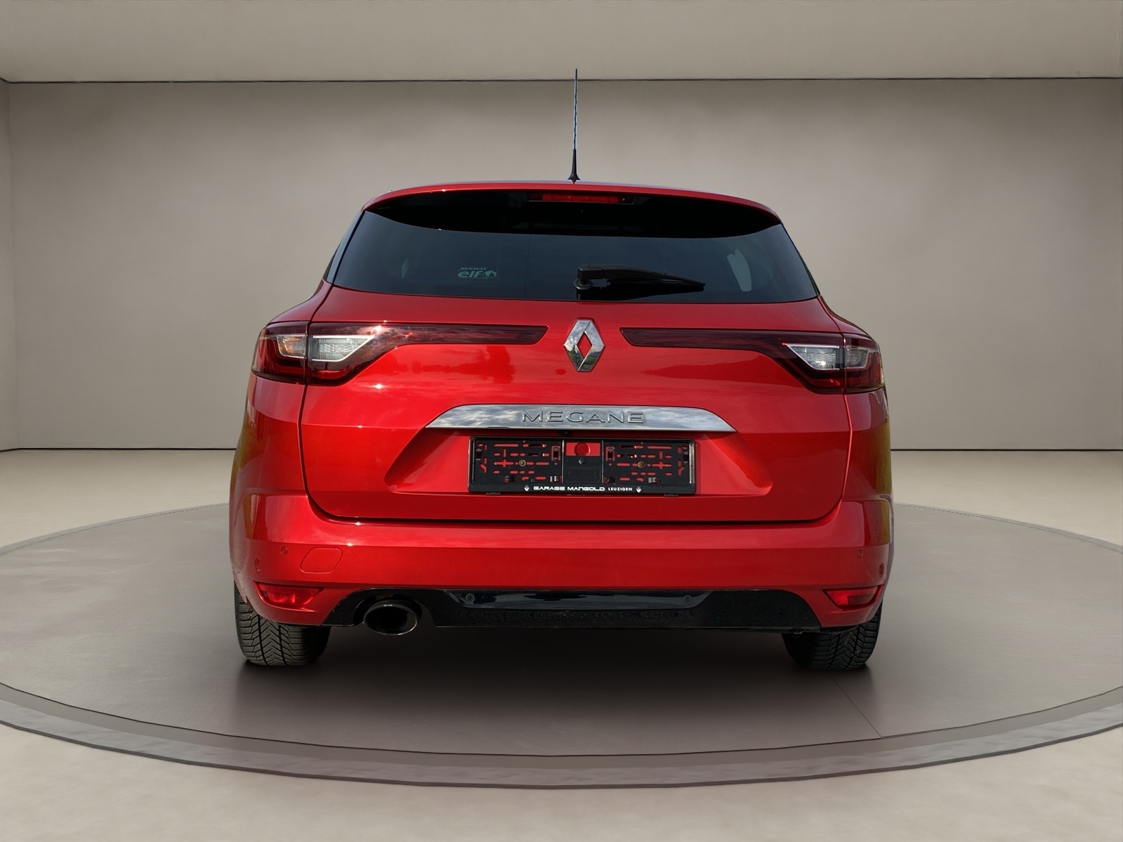 RENAULT Mégane Grandtour 1.2 16V Turbo Bose EDC-image-3