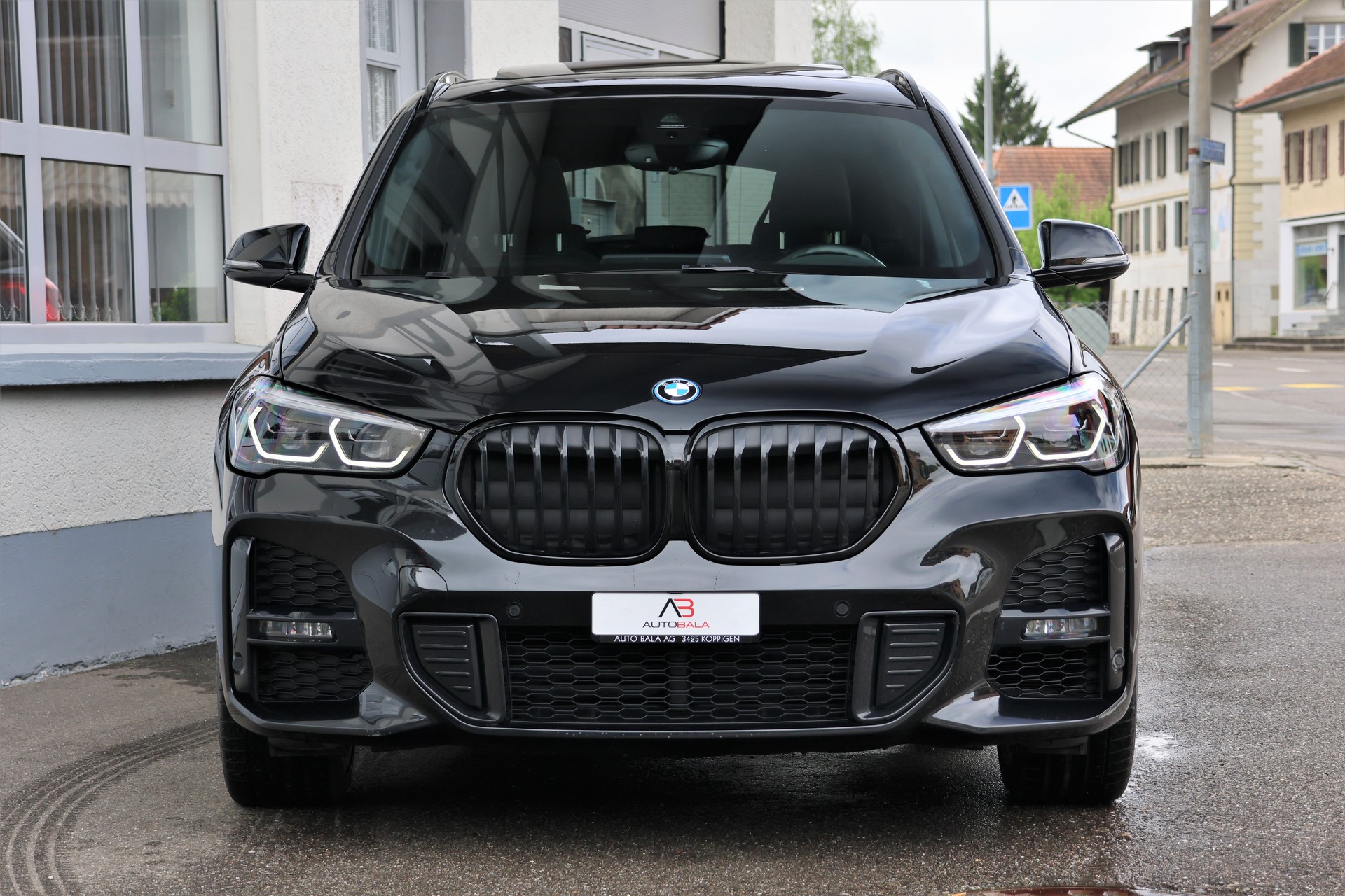BMW X1 xDrive 25e M Sport Steptronic (CH)-image-1