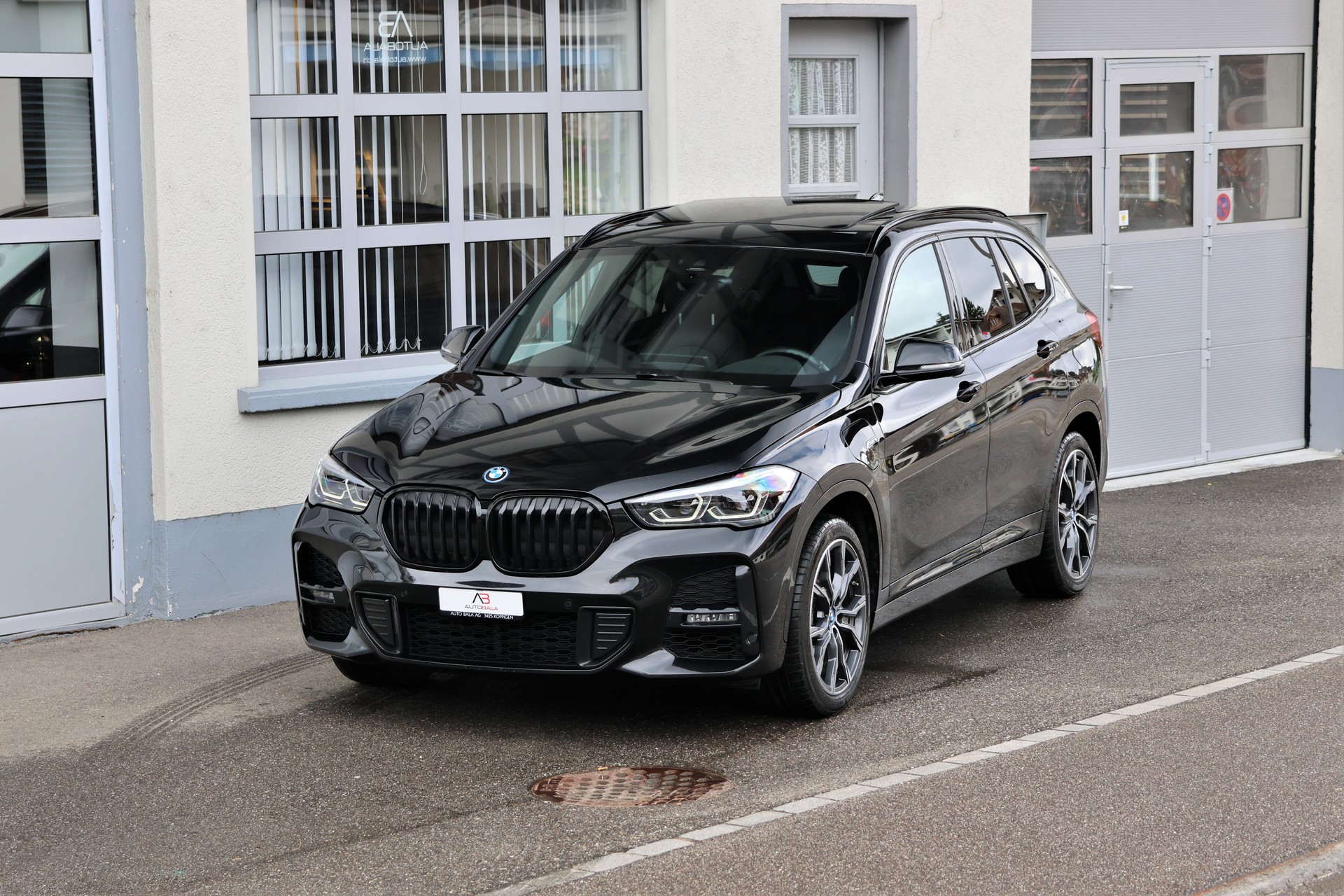 BMW X1 xDrive 25e M Sport Steptronic (CH)-image-0