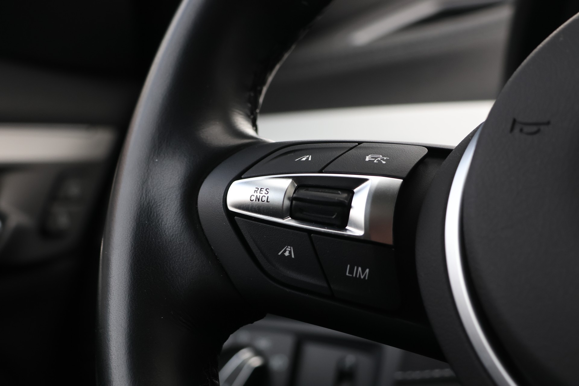 BMW X1 xDrive 25e M Sport Steptronic (CH)-image-15