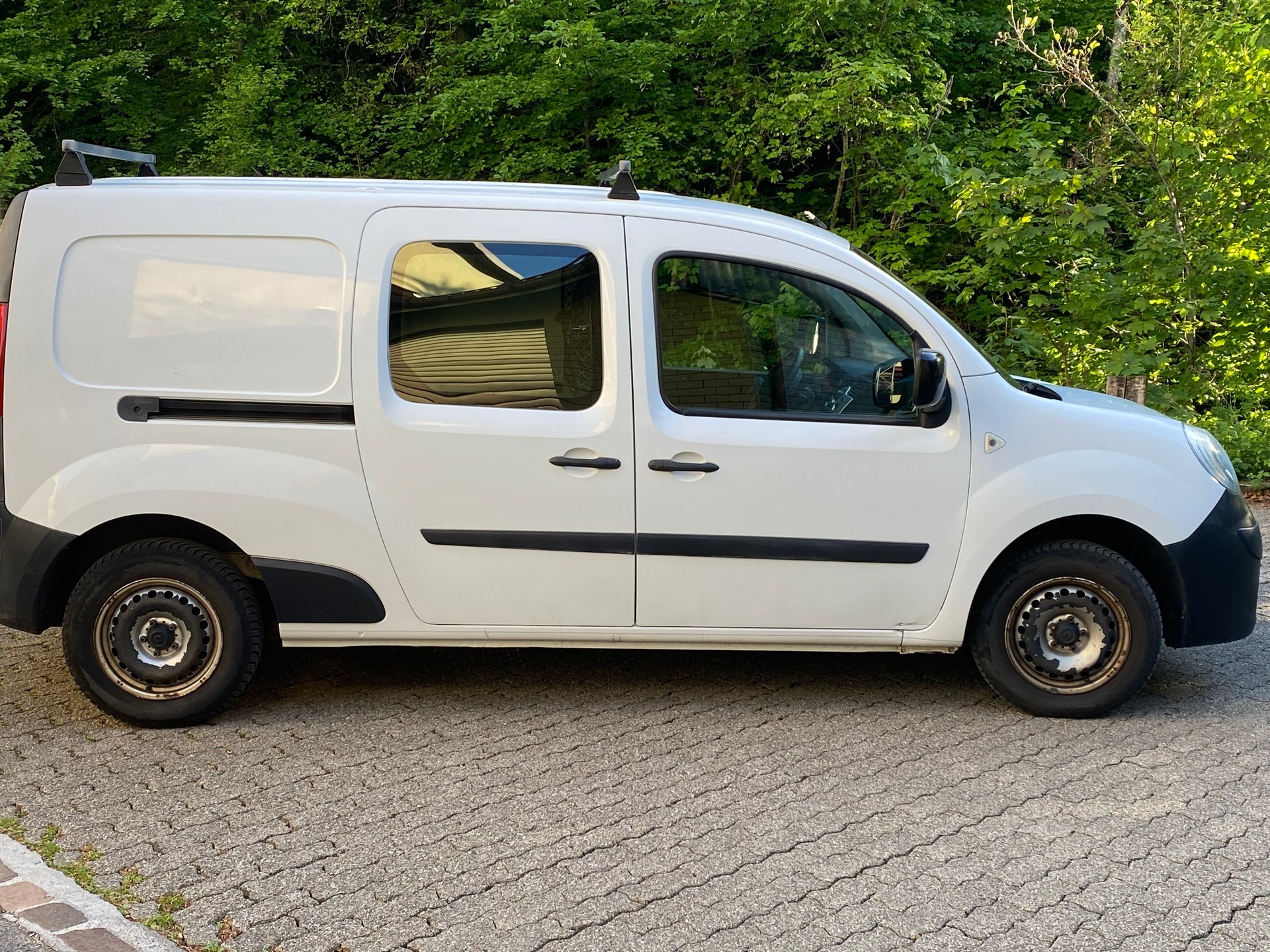 RENAULT KANGOO-image-3