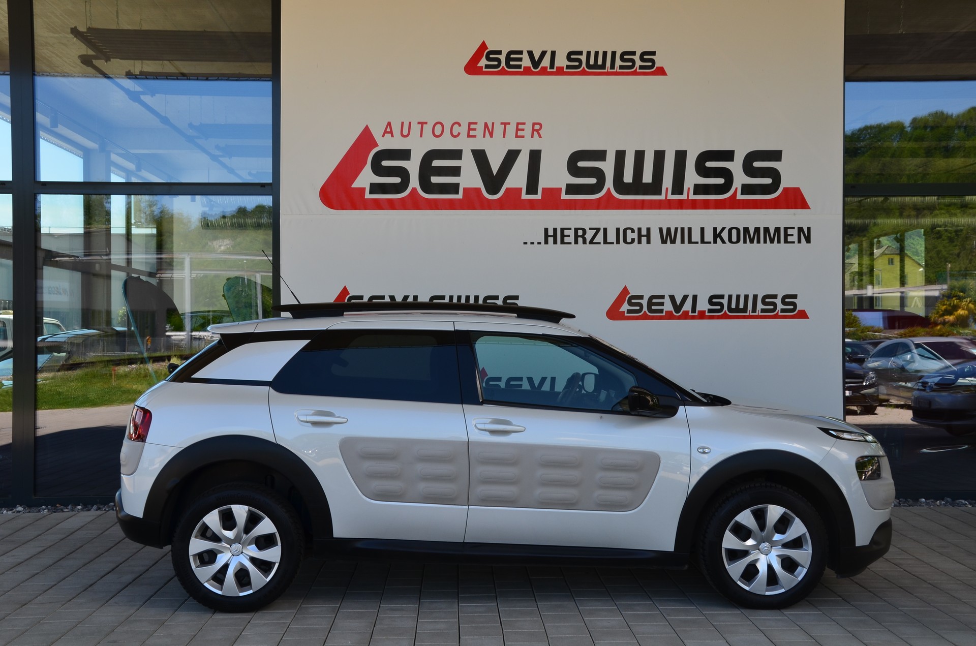 CITROEN C4 Cactus 1.6 BlueHDi Feel ETG6*Frisch ab MFK,1 Jahr oder 20000km Garantie*-showroom-element-2