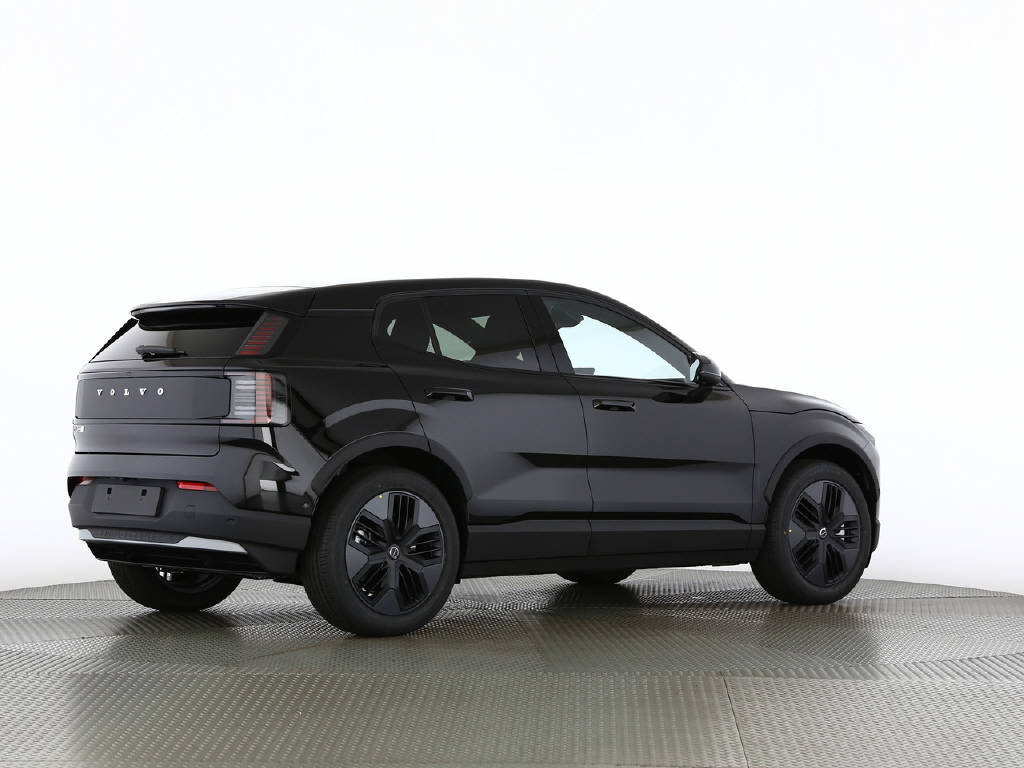 VOLVO EX 30 Cross Country P8 Ultra AWD-image-7
