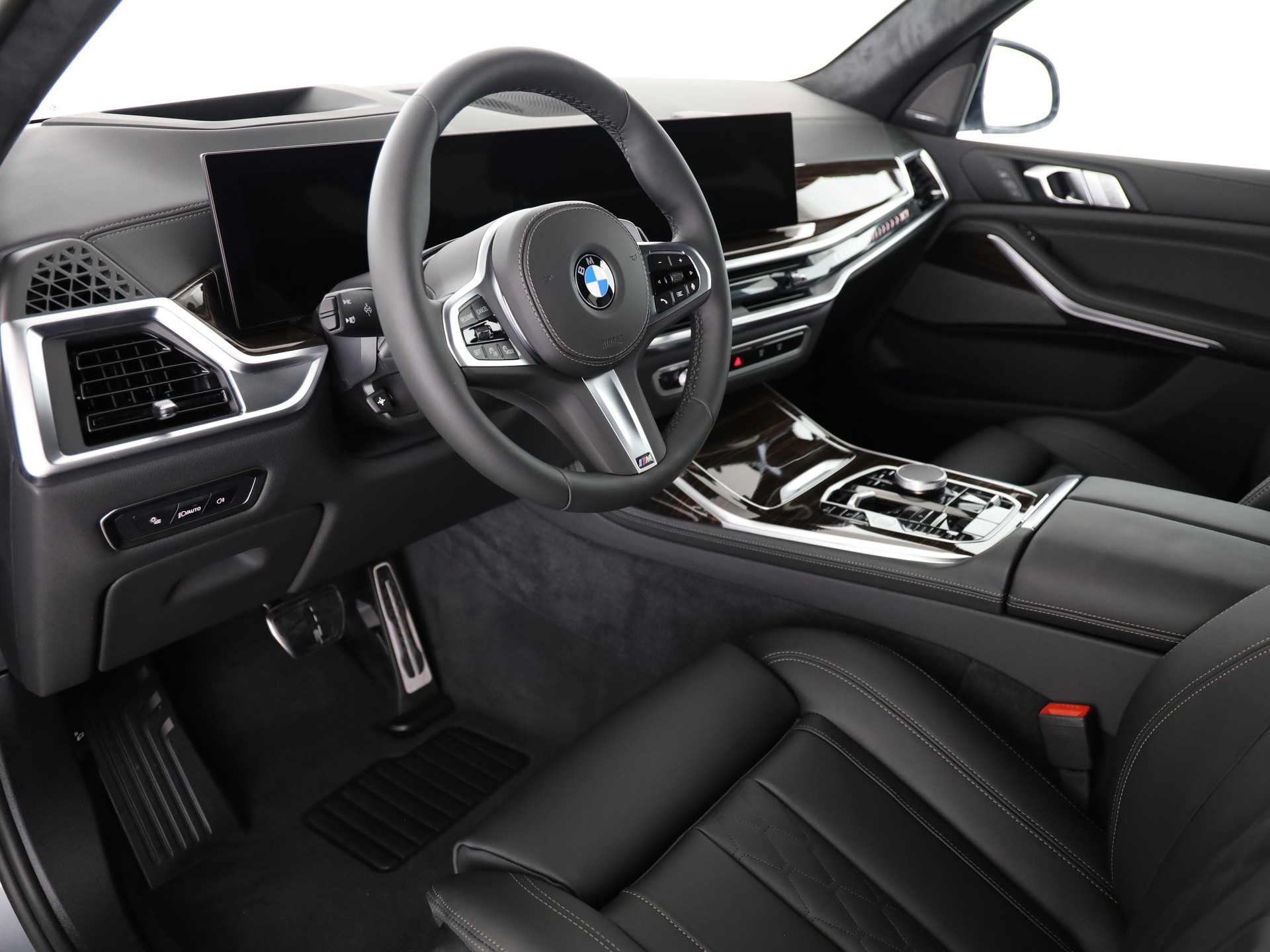 BMW X7 40i xDrive-image-7