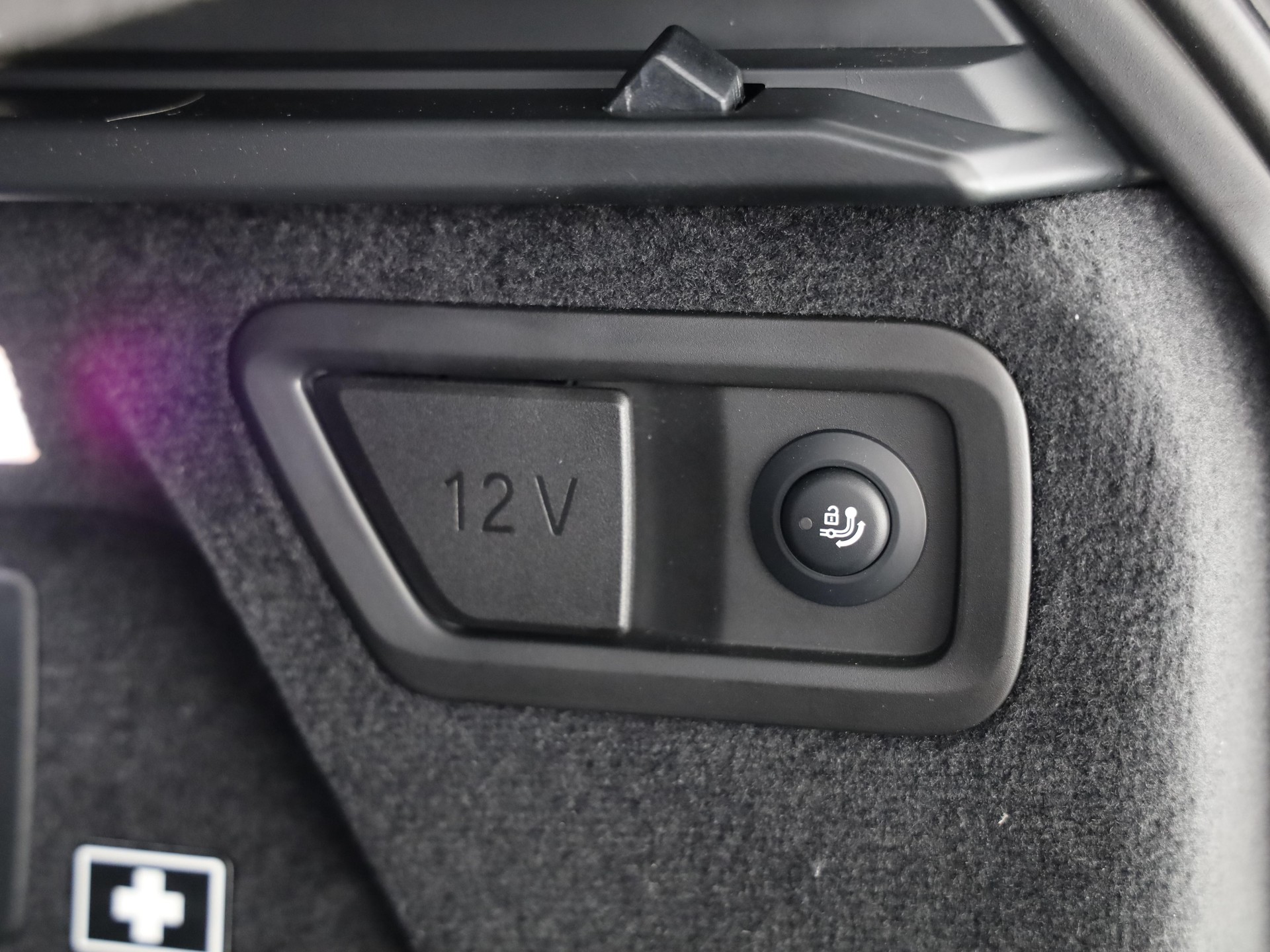 BMW X7 40i xDrive-image-21
