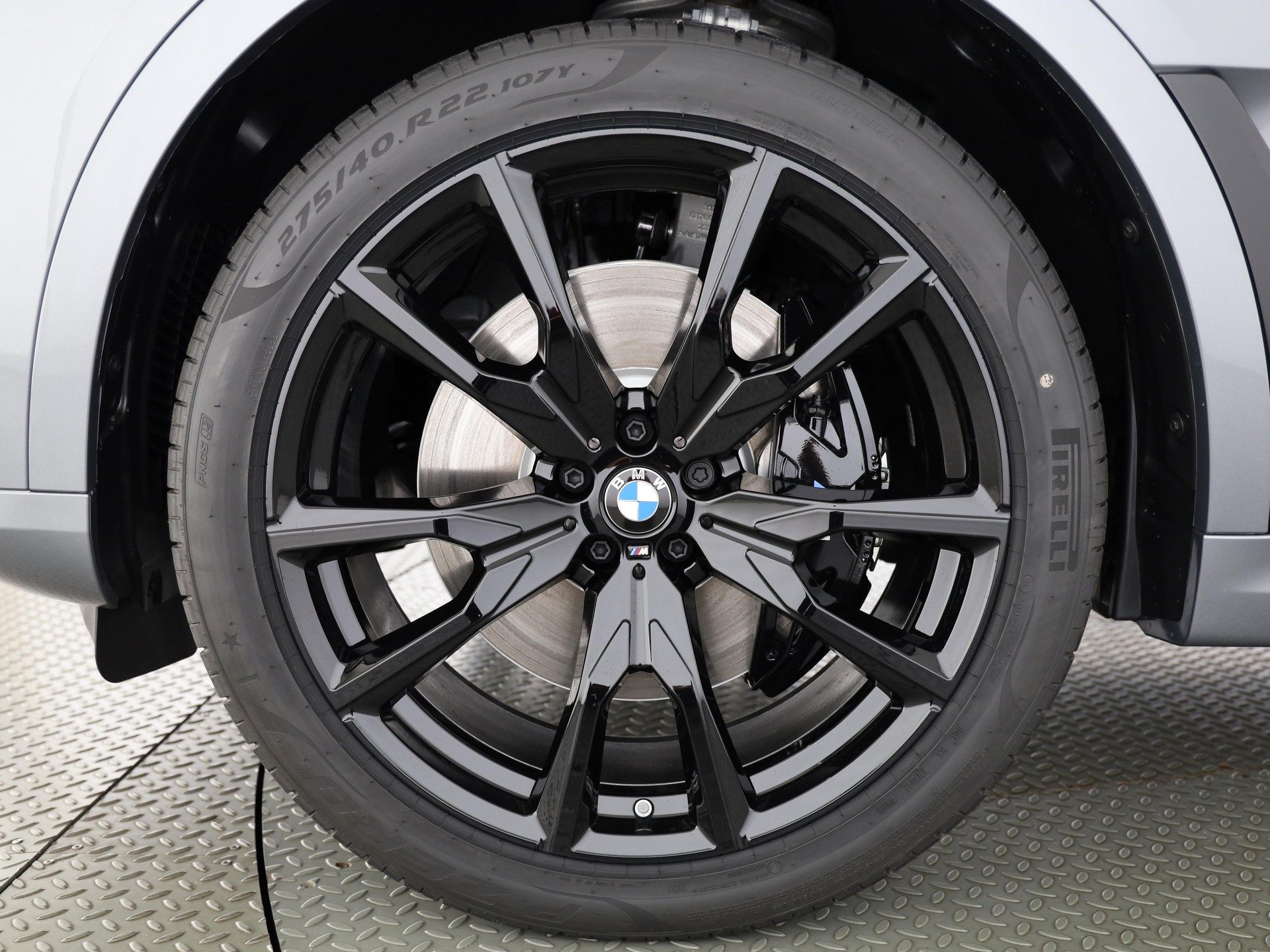 BMW X7 40i xDrive-image-23