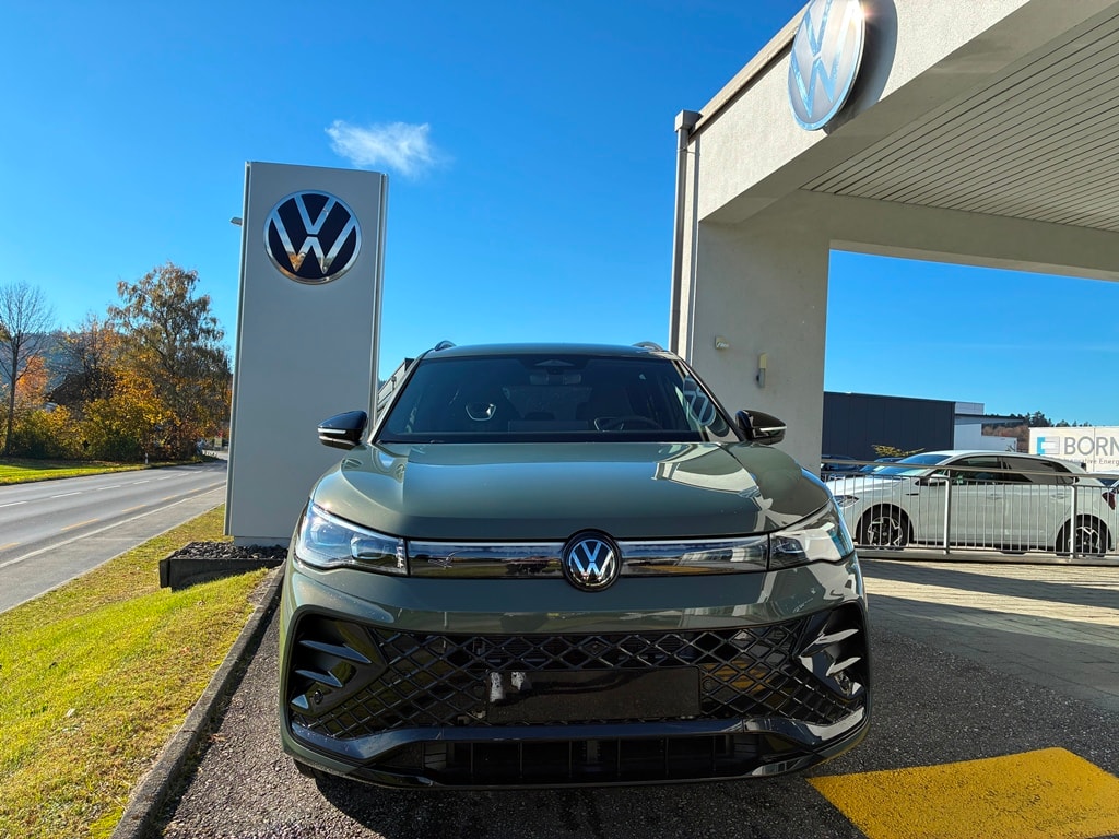 VW Tiguan 1.5 TSI evo2 eHybrid R-Line DSG-image-3