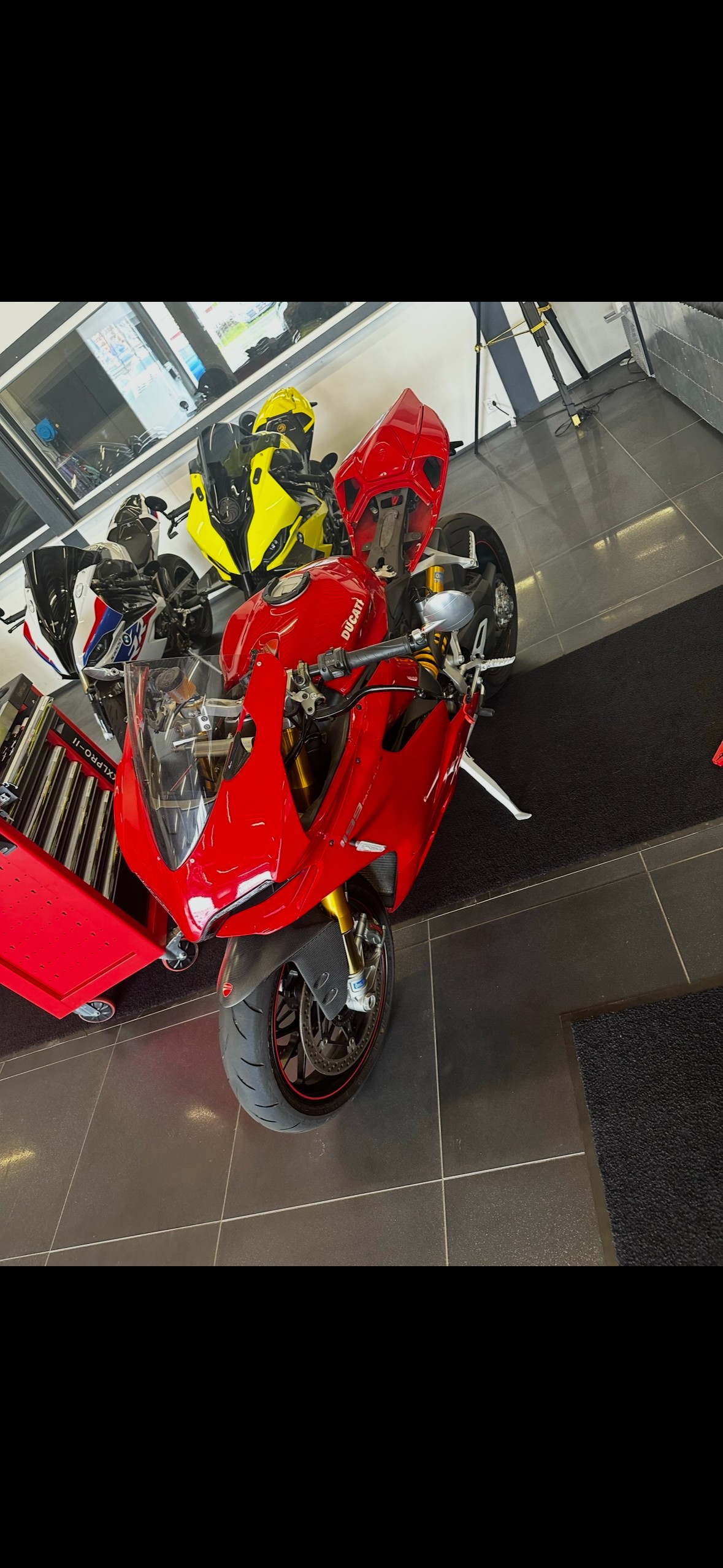 DUCATI Panigale 1199 S ABS-image-2