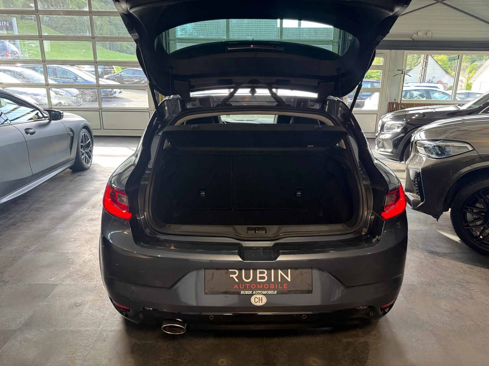 RENAULT Mégane 1.2 16V Turbo Bose EDC-image-4