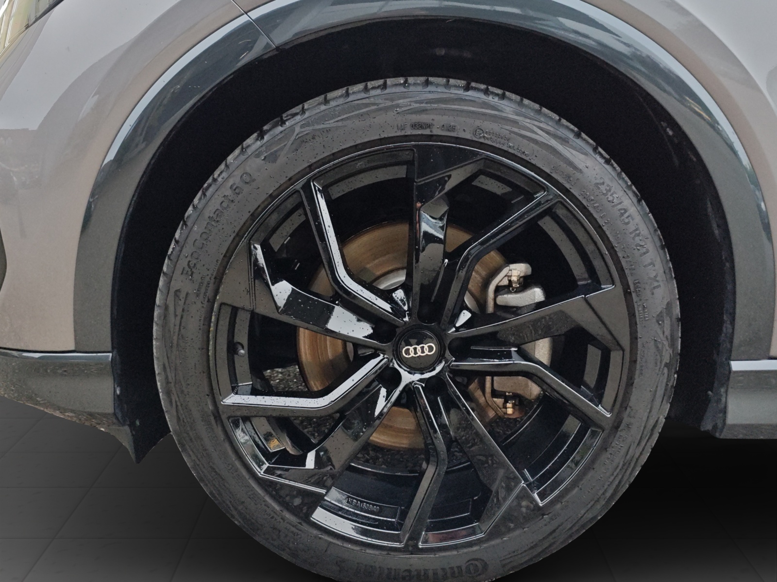 AUDI Q4 e-tron 50 quattro-image-7