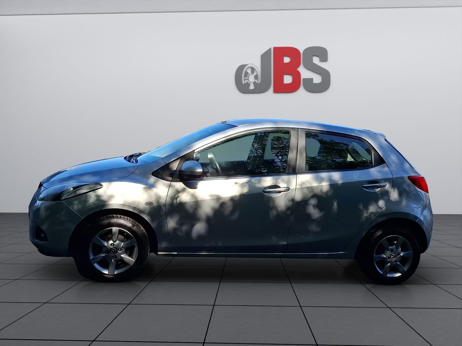 MAZDA 2 1.3i 16V Exclusive-image-3
