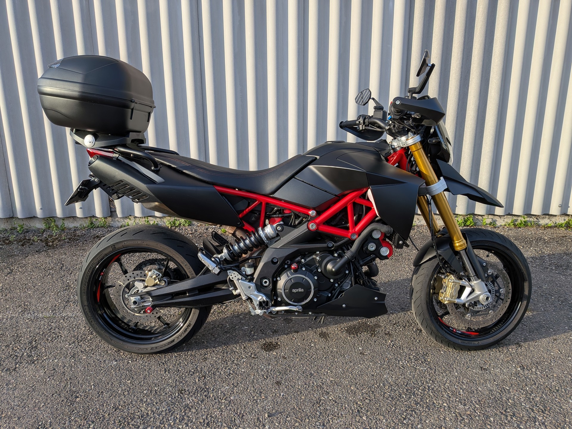 APRILIA Dorsoduro SMV 900 (2019)-image-1