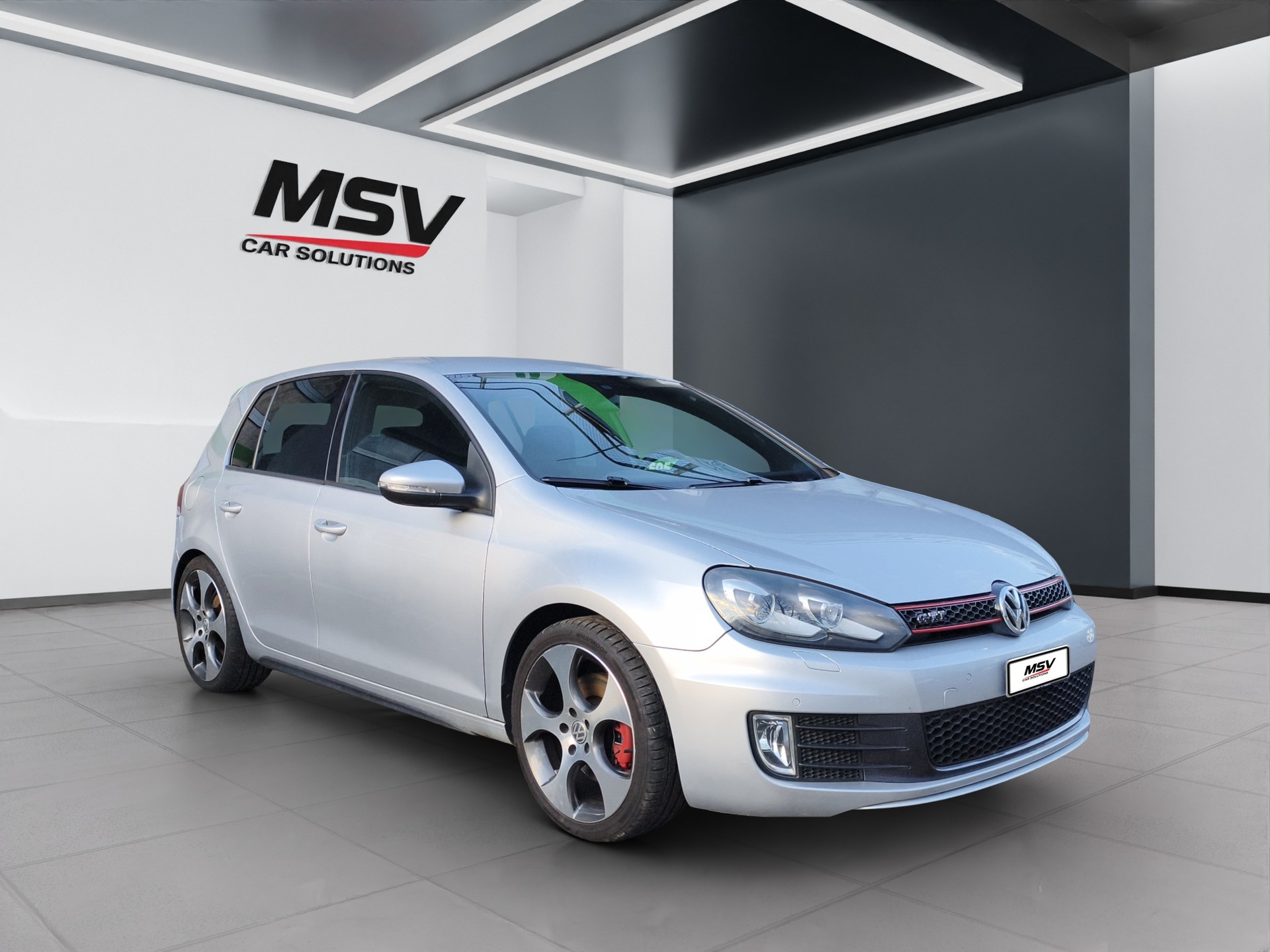 VW Golf 2.0 TSI GTI-image-0