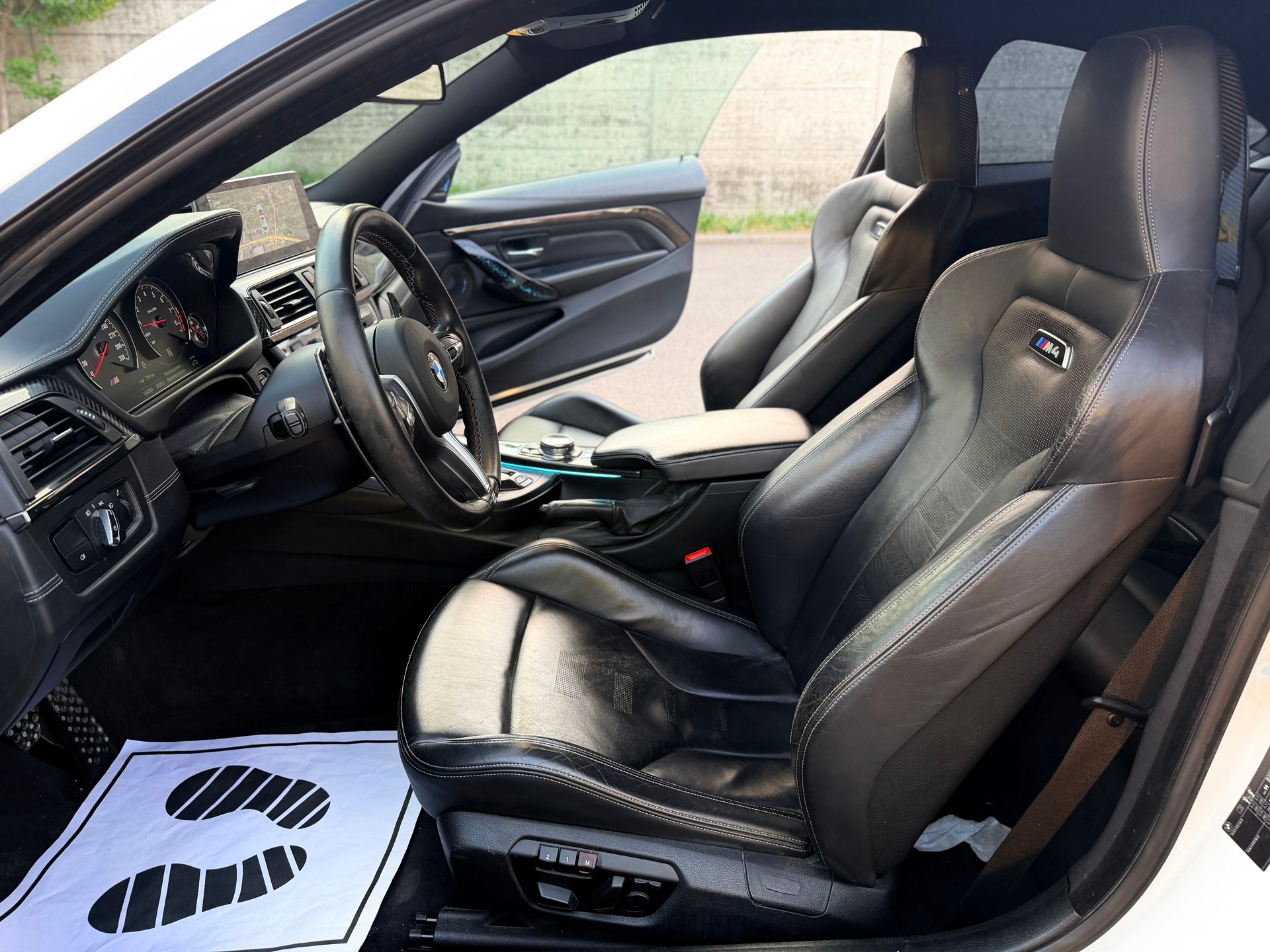 BMW M4 Coupé DKG-image-7