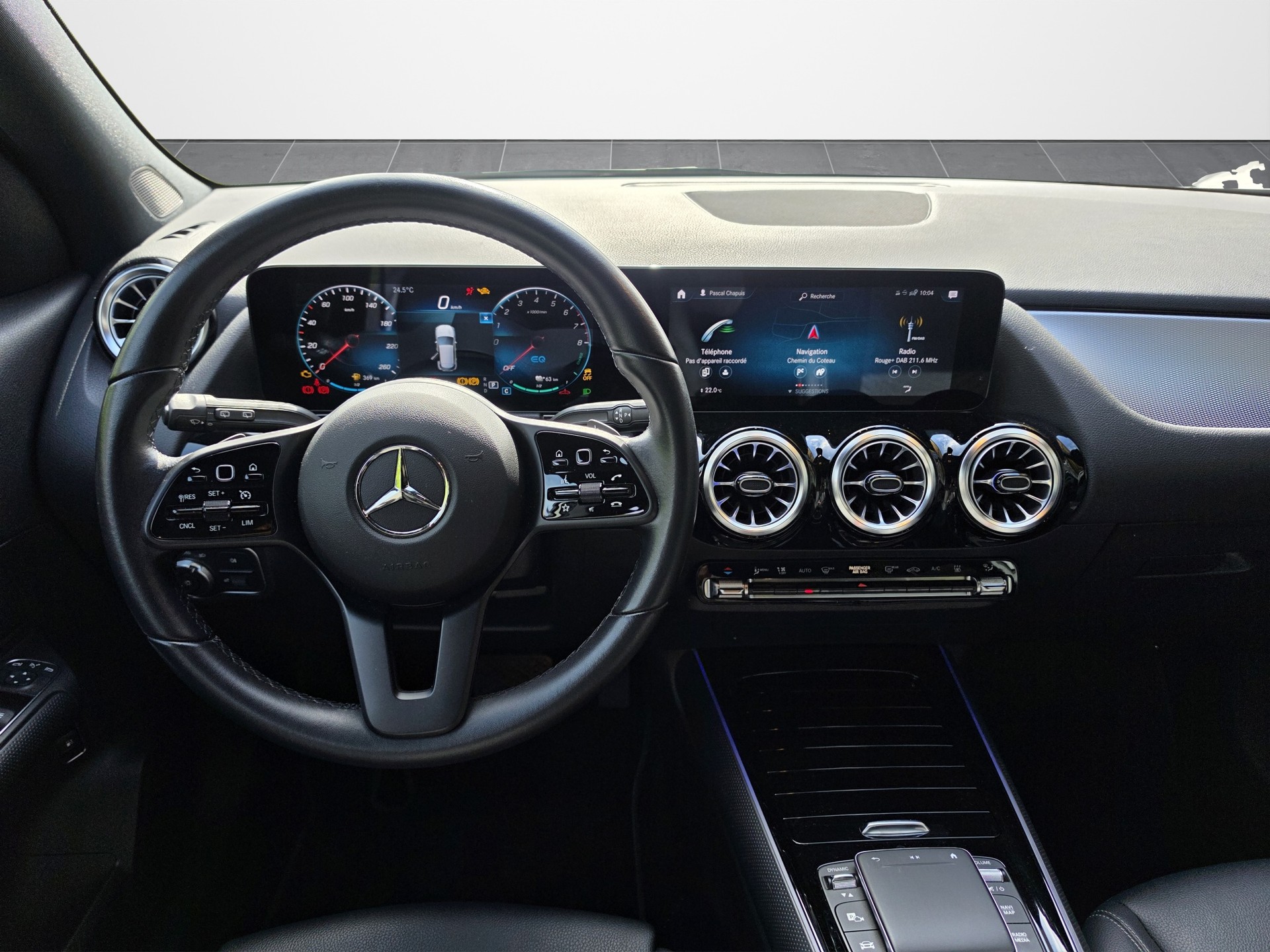 MERCEDES-BENZ GLA 250e Style 8G-DCT-image-7