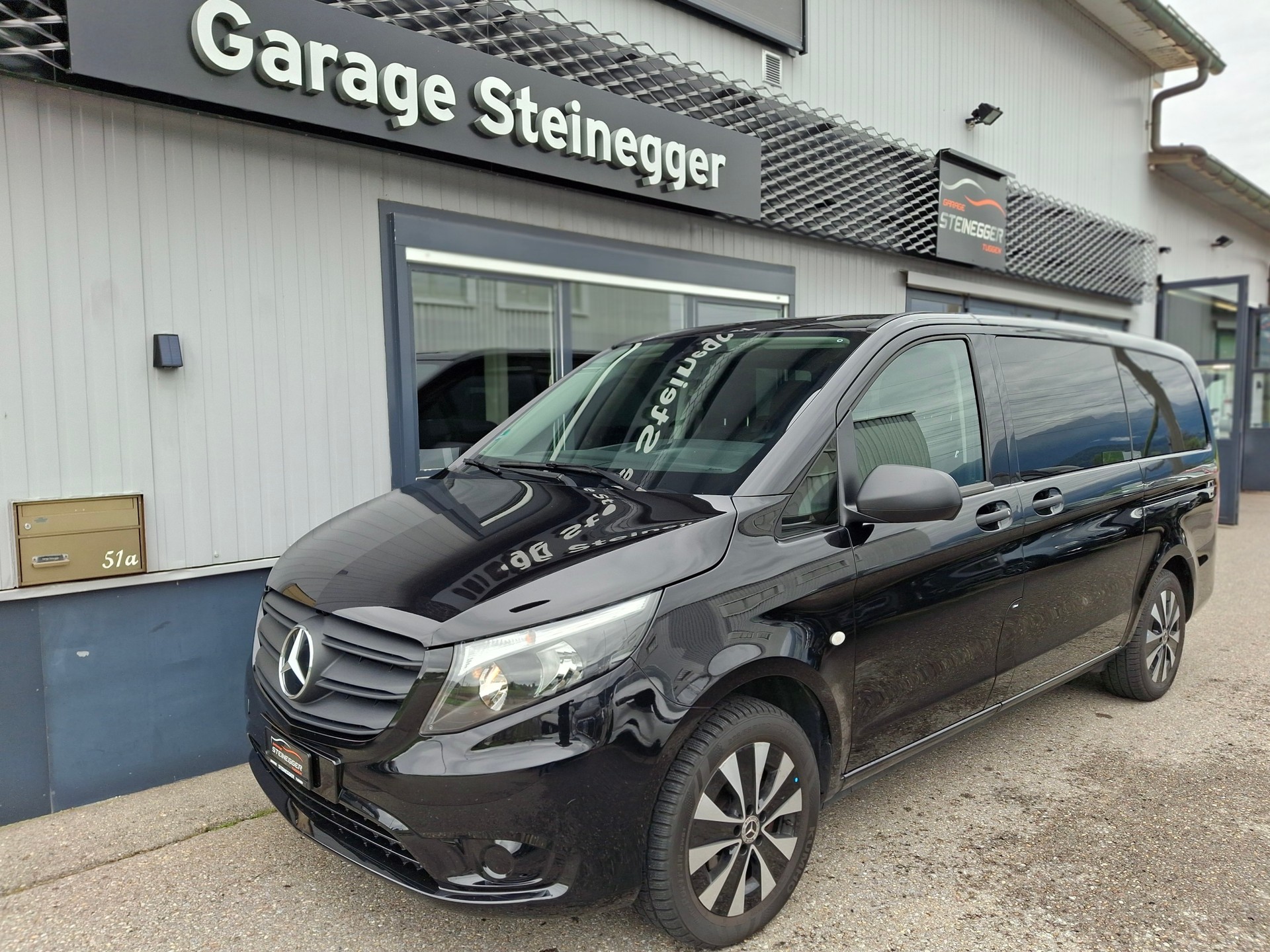 MERCEDES-BENZ Vito 116 CDI Select Tourer 4Matic 9G-Tronic-image-0