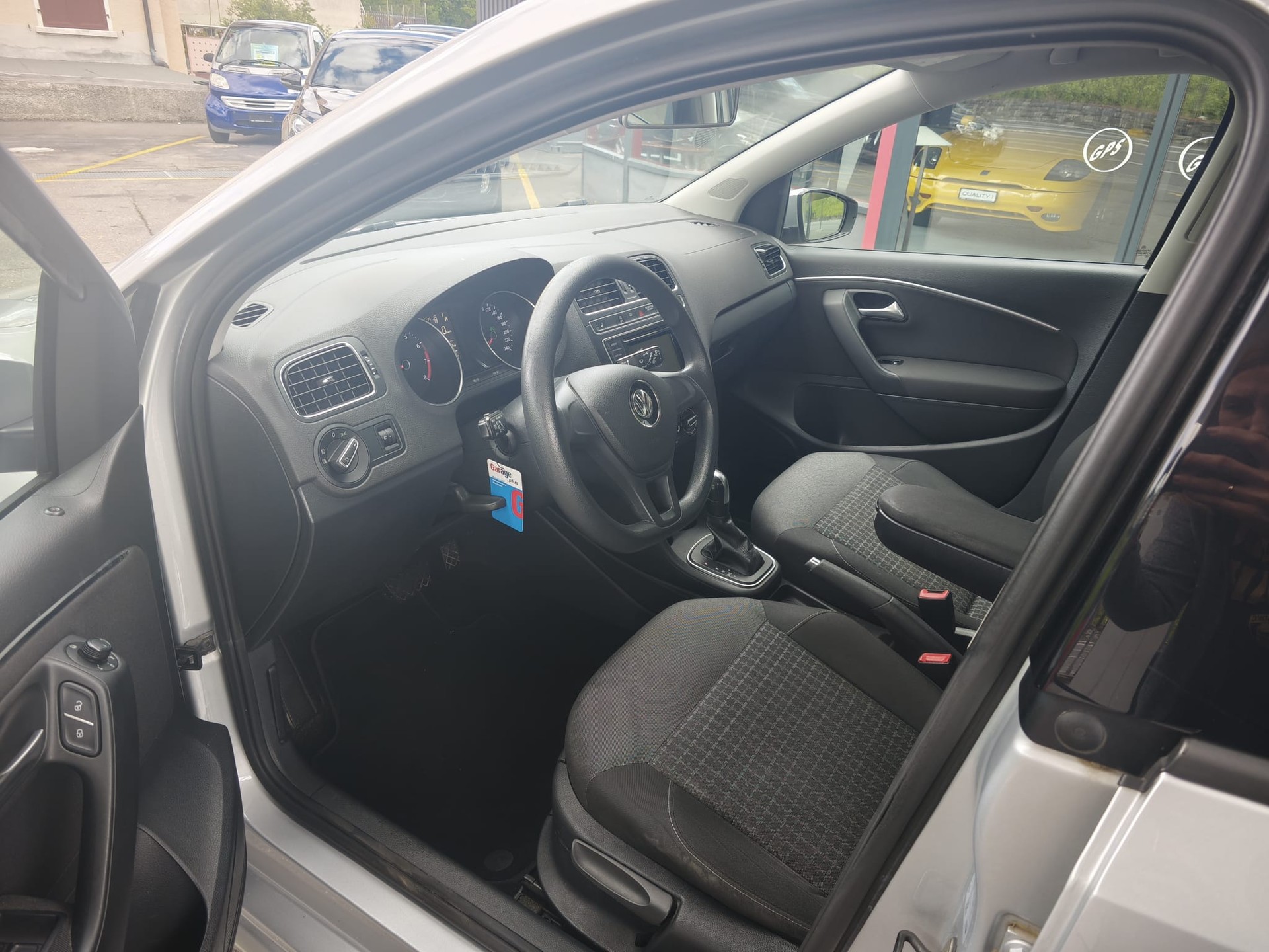 VW Polo 1.2 TSI BMT Lounge (DSG) AUTOMATIQUE-image-5