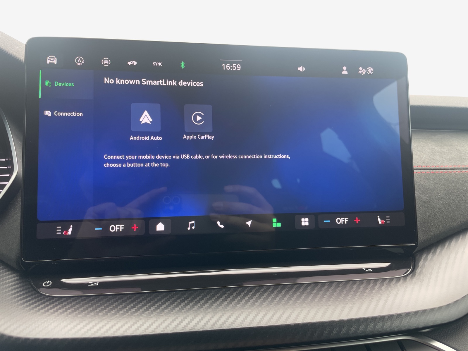 SKODA Octavia Combi 2.0 TSI DSG RS-image-15