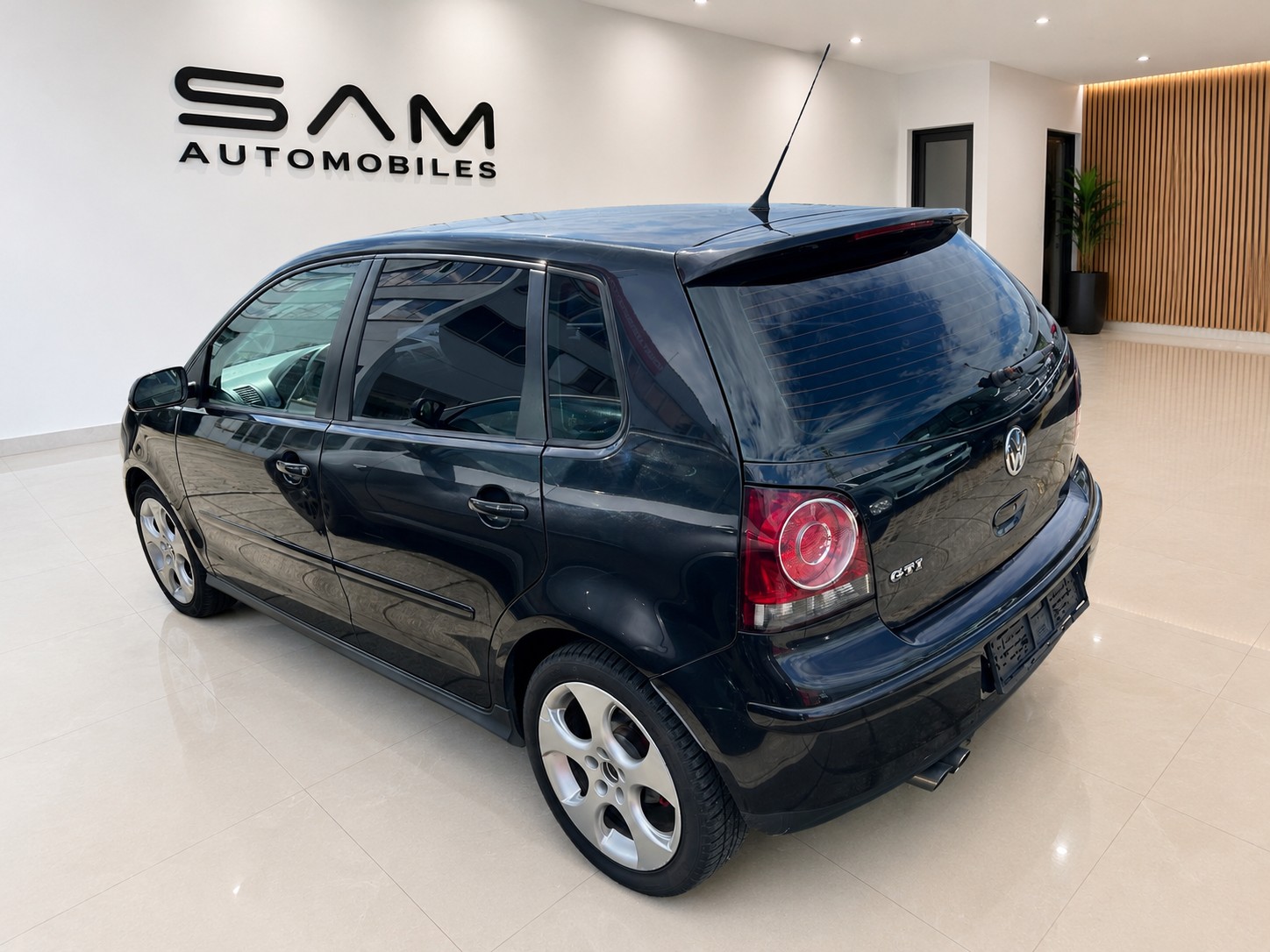 VW Polo 1.8 20V Turbo GTI-image-8